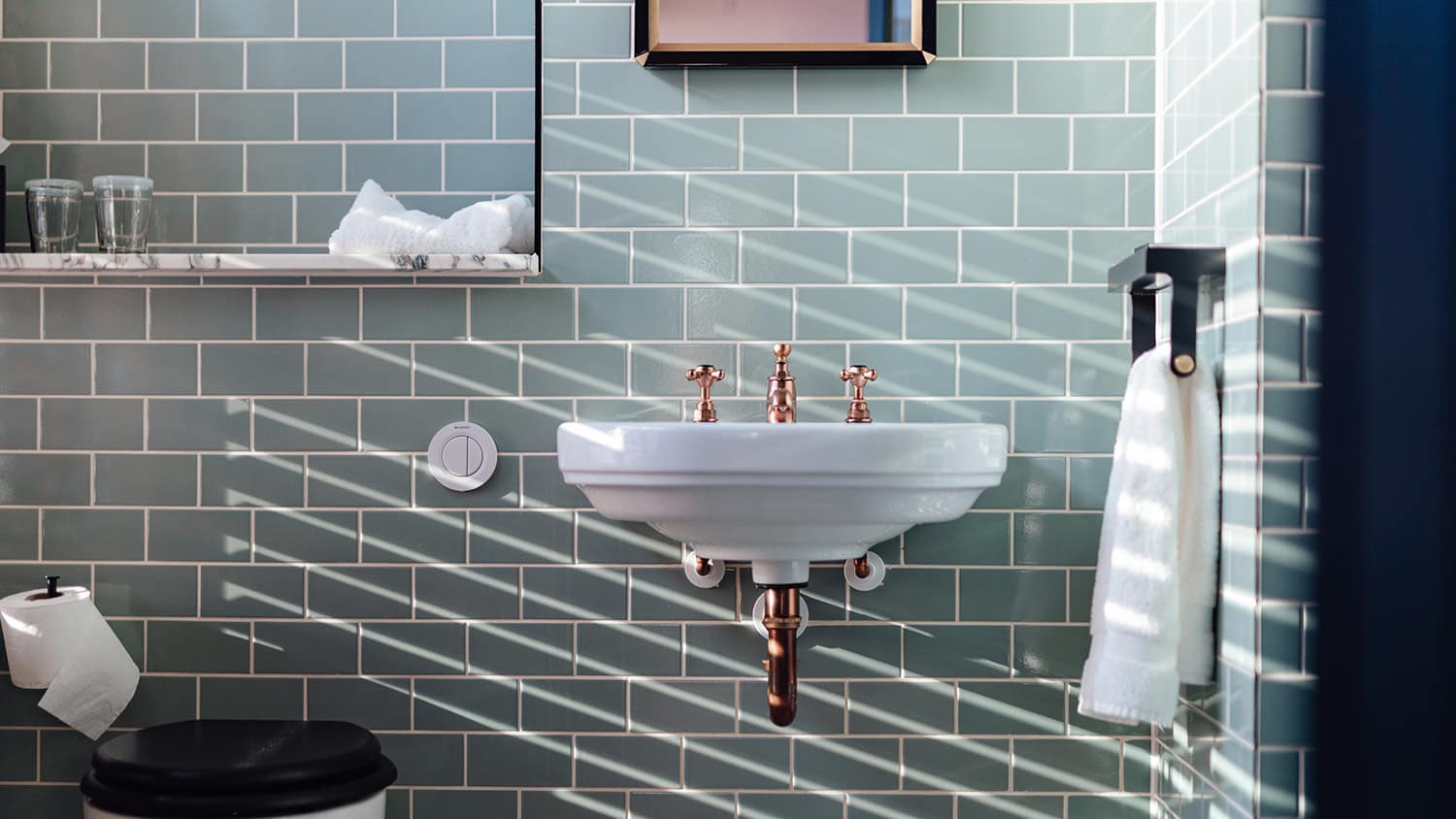 Bathroom green tile and sunshine