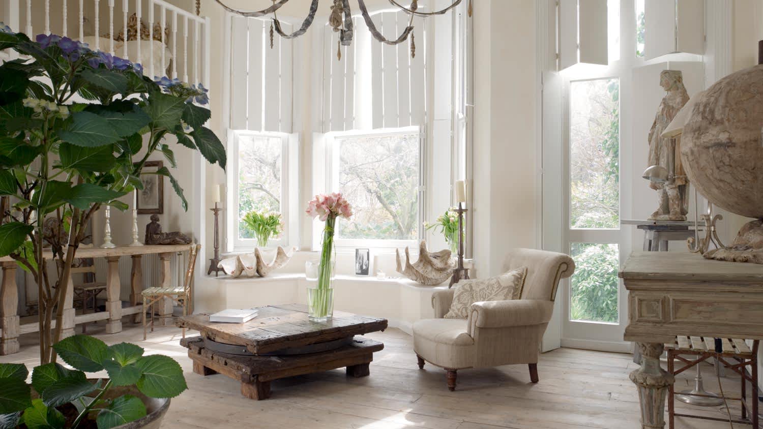 A bright living room with 18th century furniture