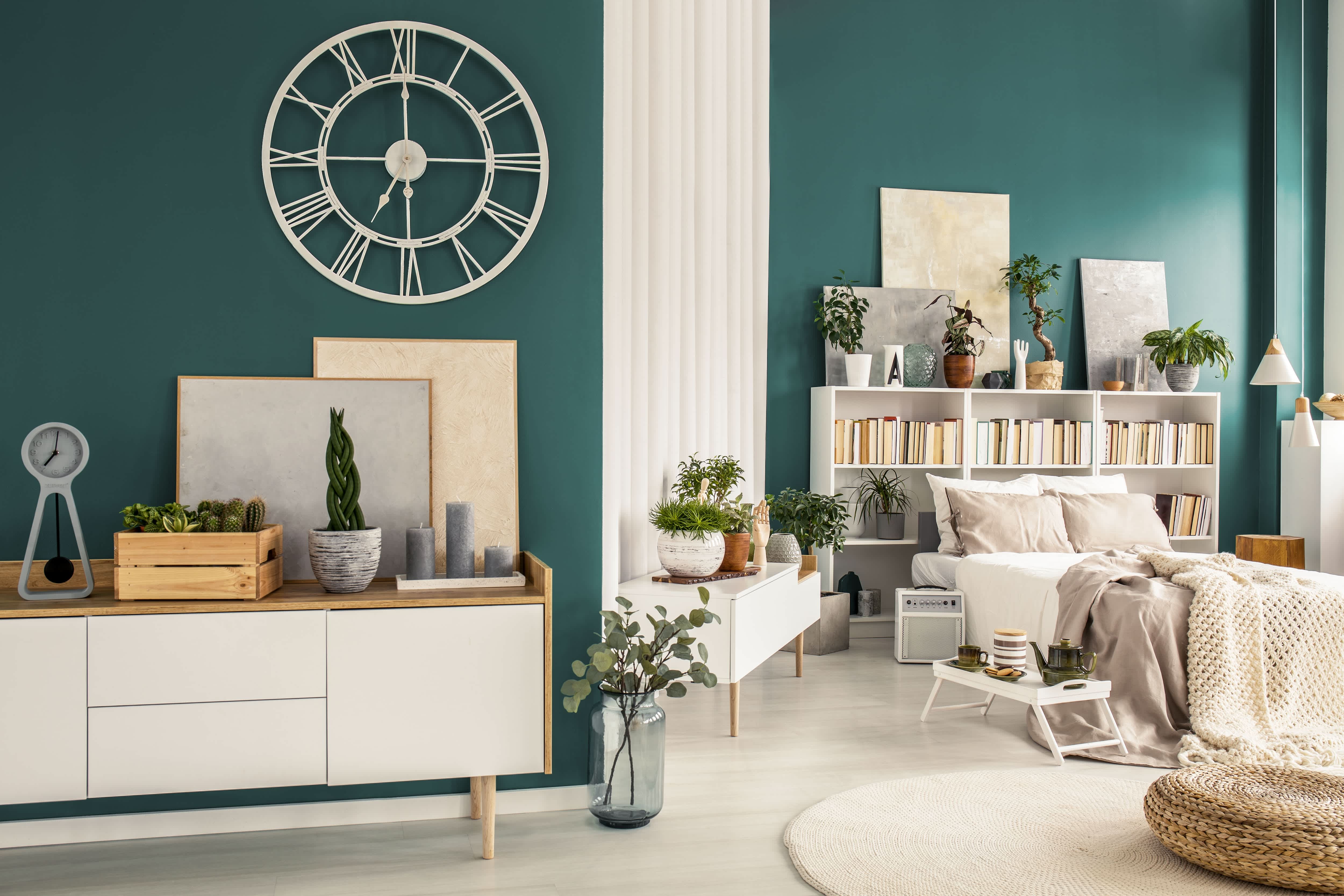 Dark green studio apartment color scheme