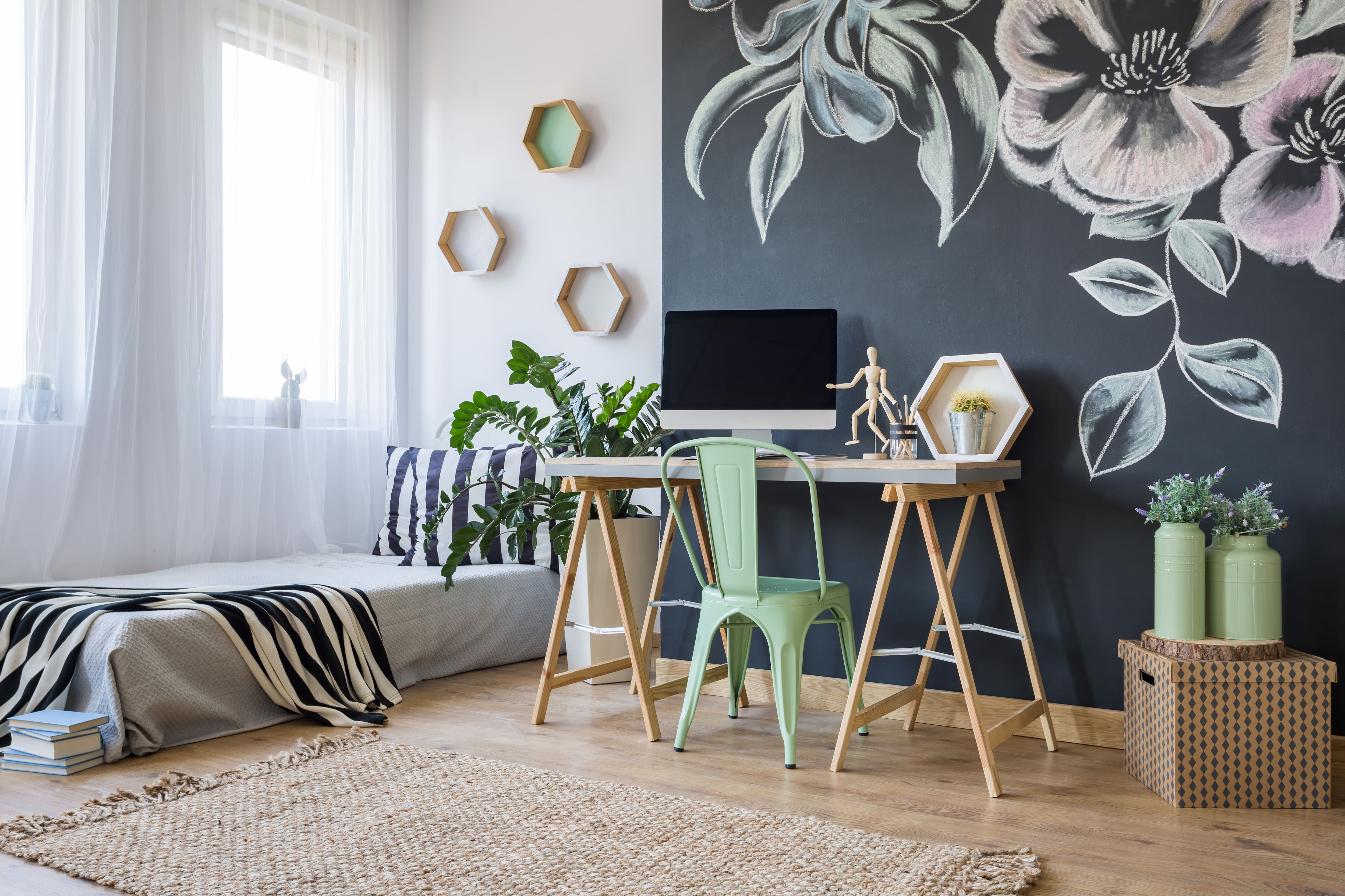 Accent wall in studio apartment