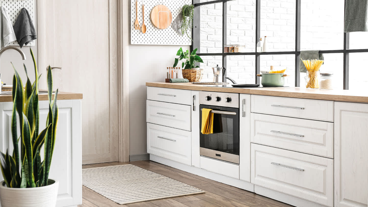 neutral kitchen décor with rug