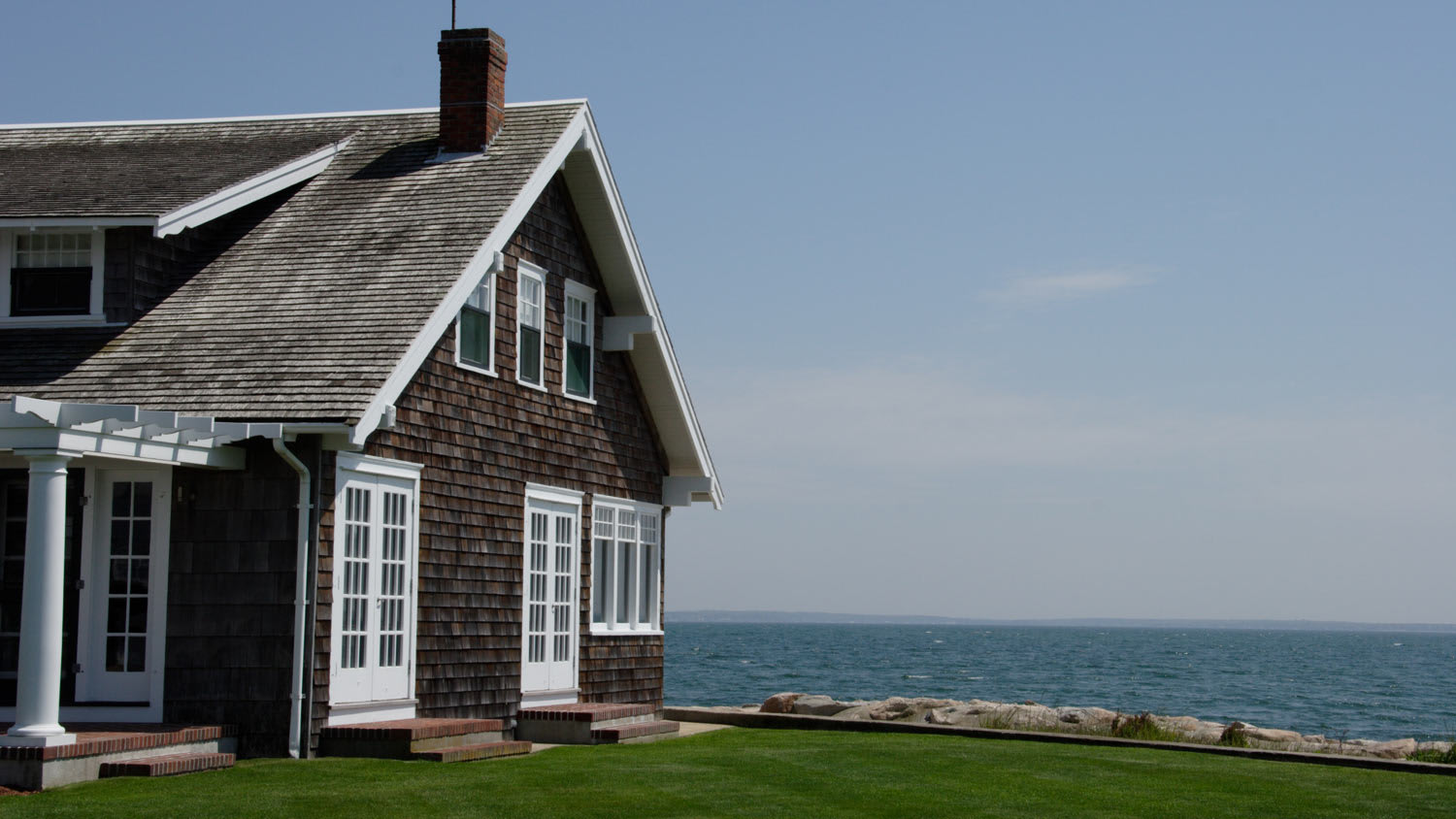 A traditional cape house built by the coast
