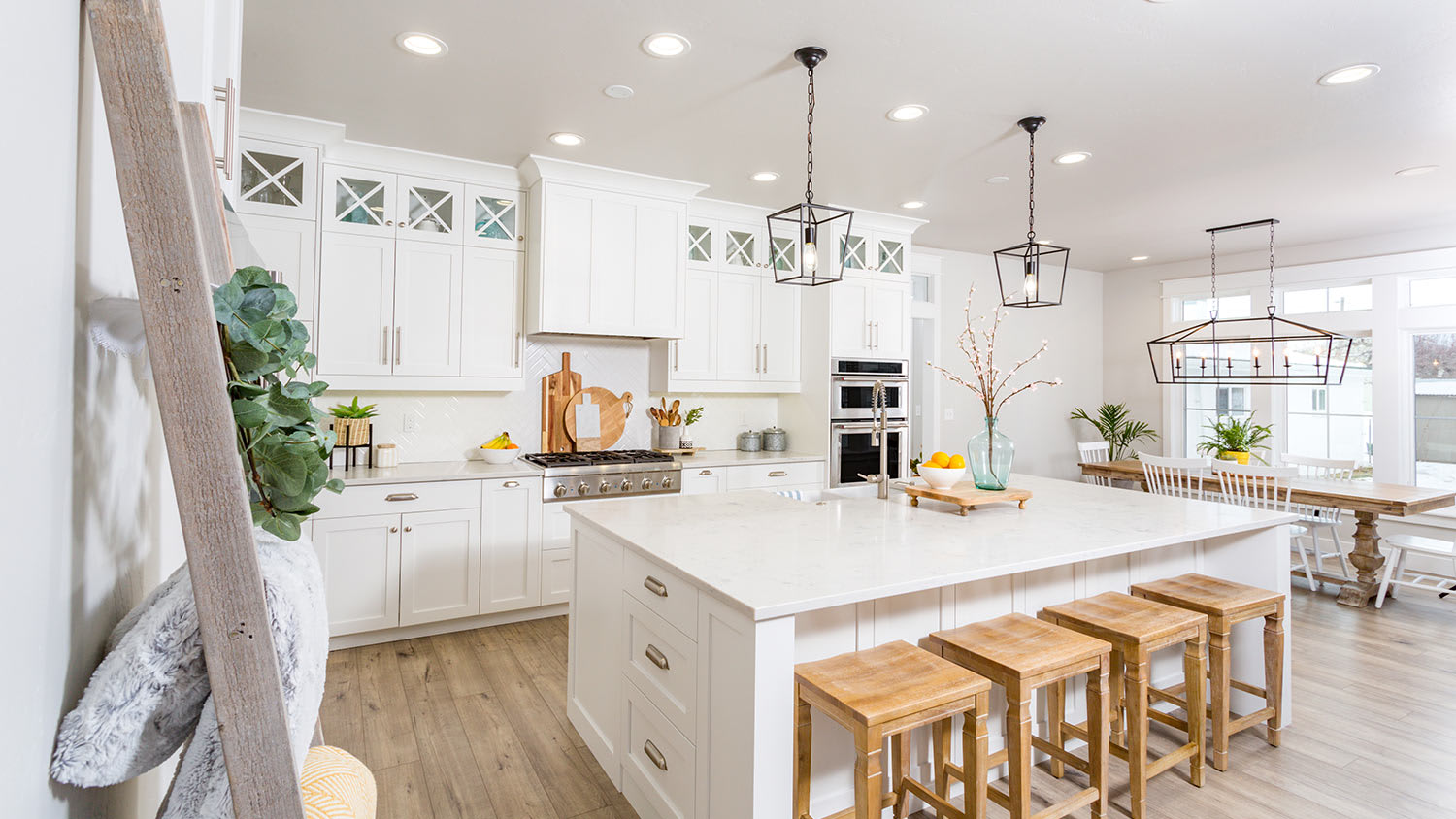 Kitchen with lots of lighting
