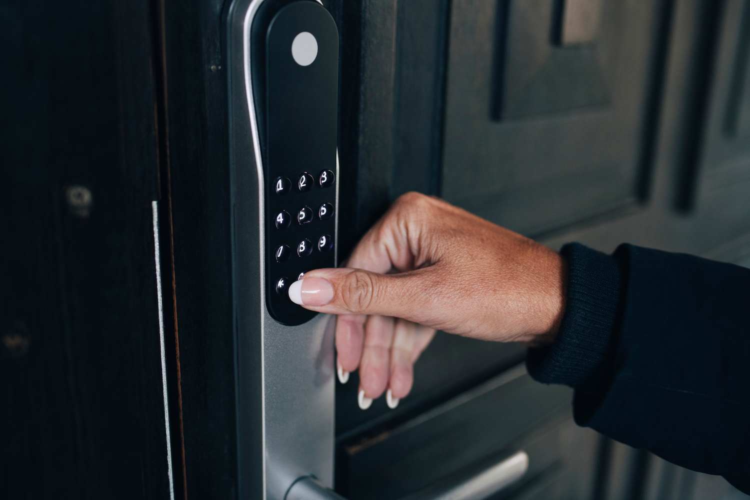 Hand unlocking front door keypad