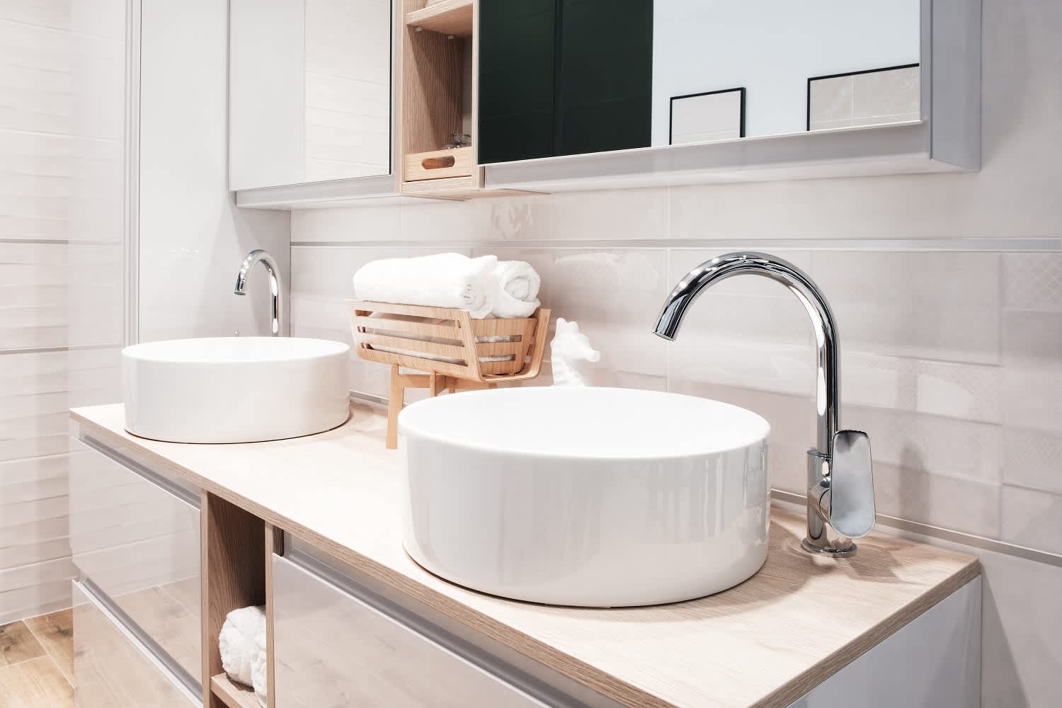 Two vessel sinks in a modern bathroom