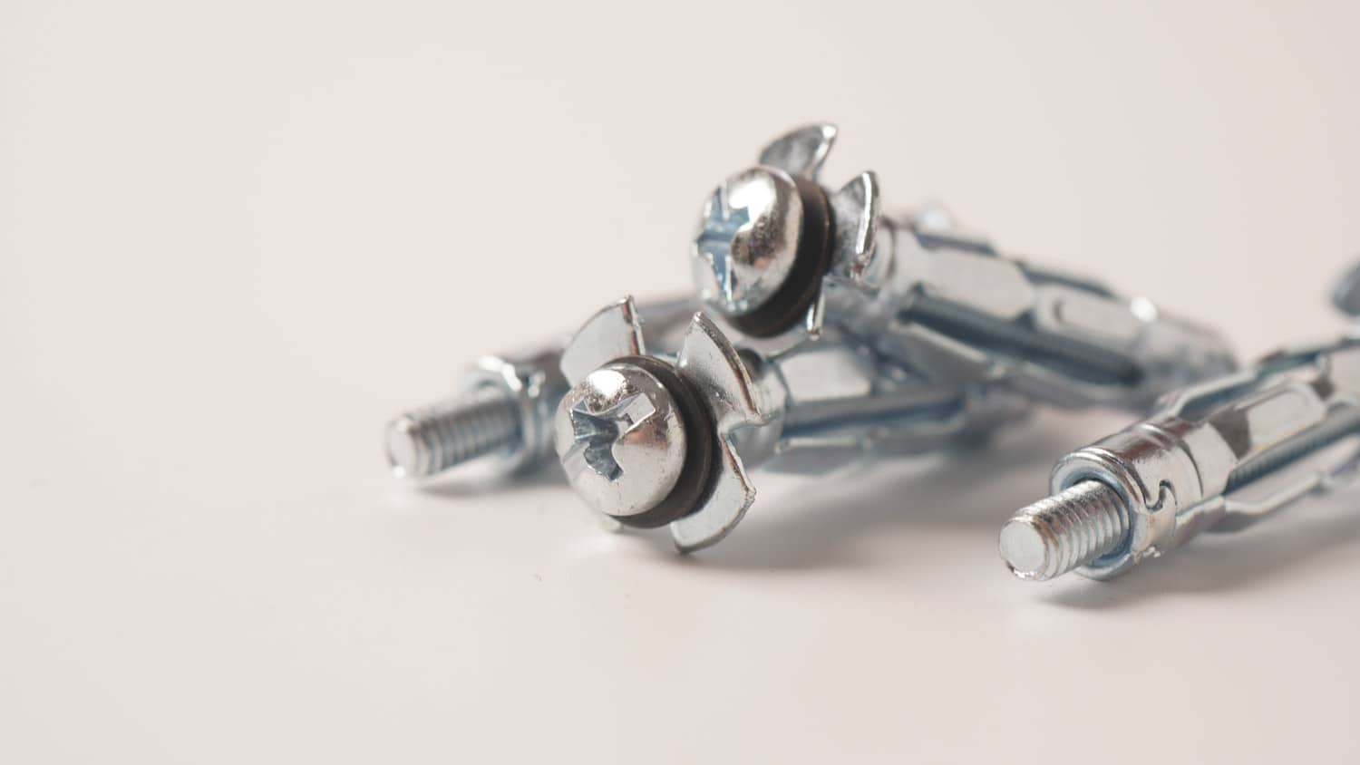 molly bolt drywall anchor