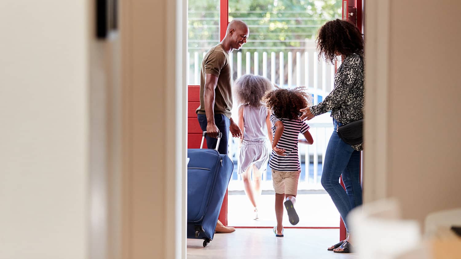 Family leaves for vacation