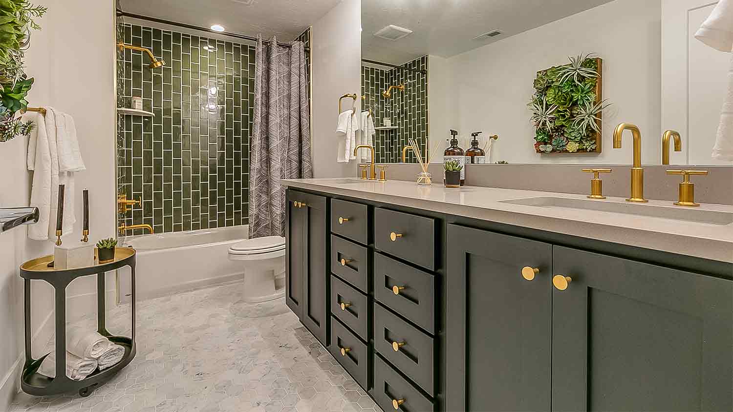 green theme bathroom
