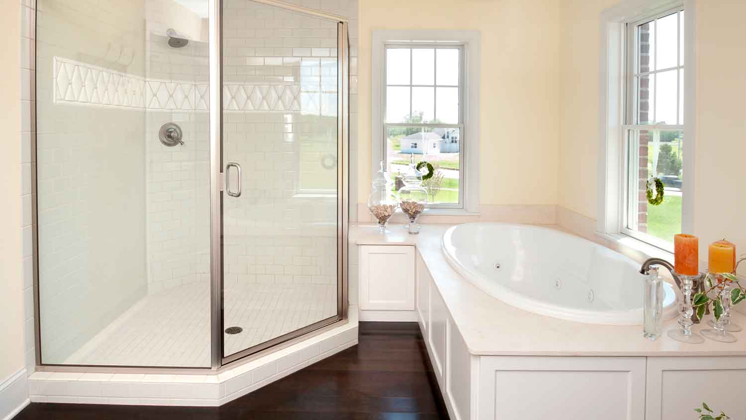 None Neo-angle shower door installed in the bathroom