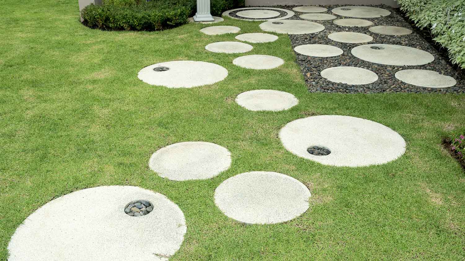 Home walkway with circular stones
