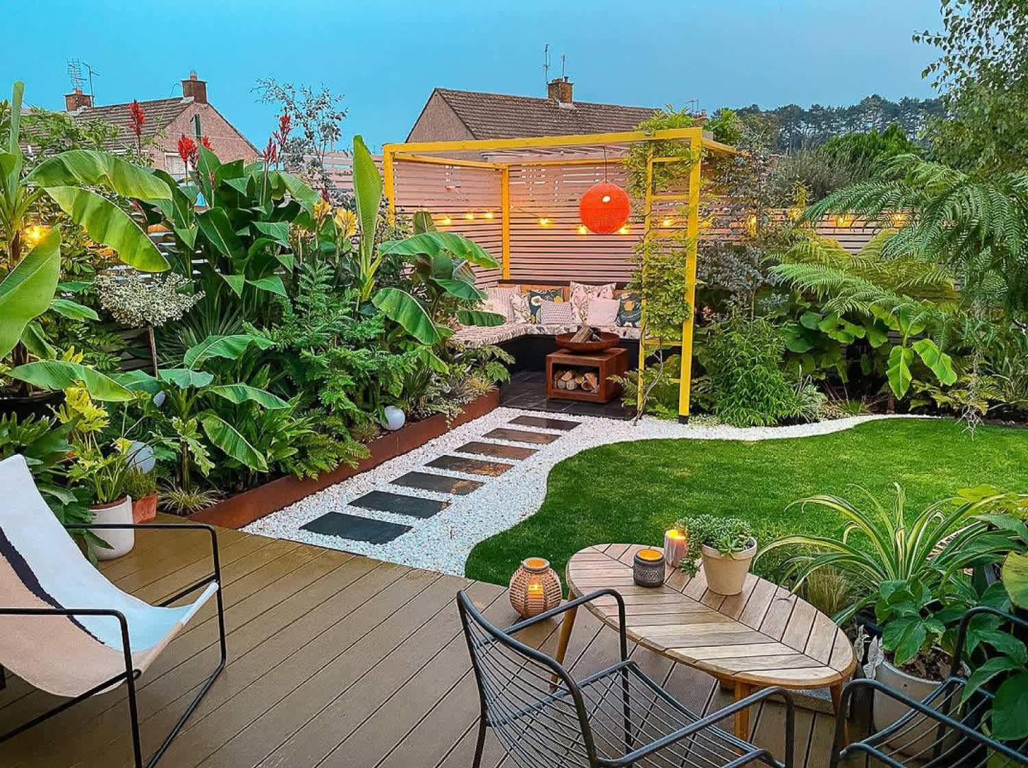 A contemporary garden edging