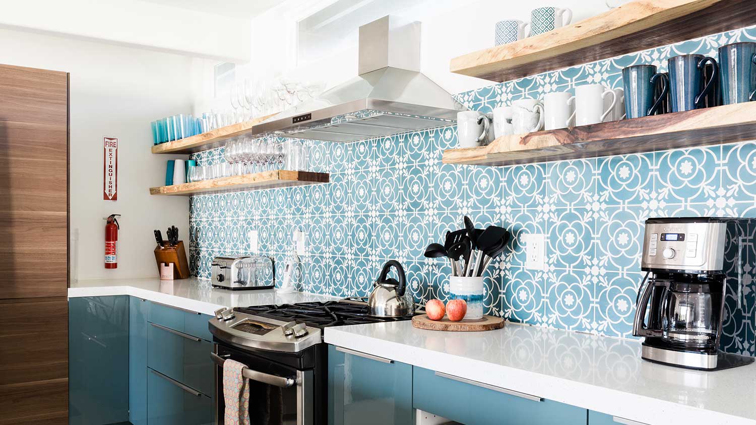 Kitchen backsplash with stencil design
