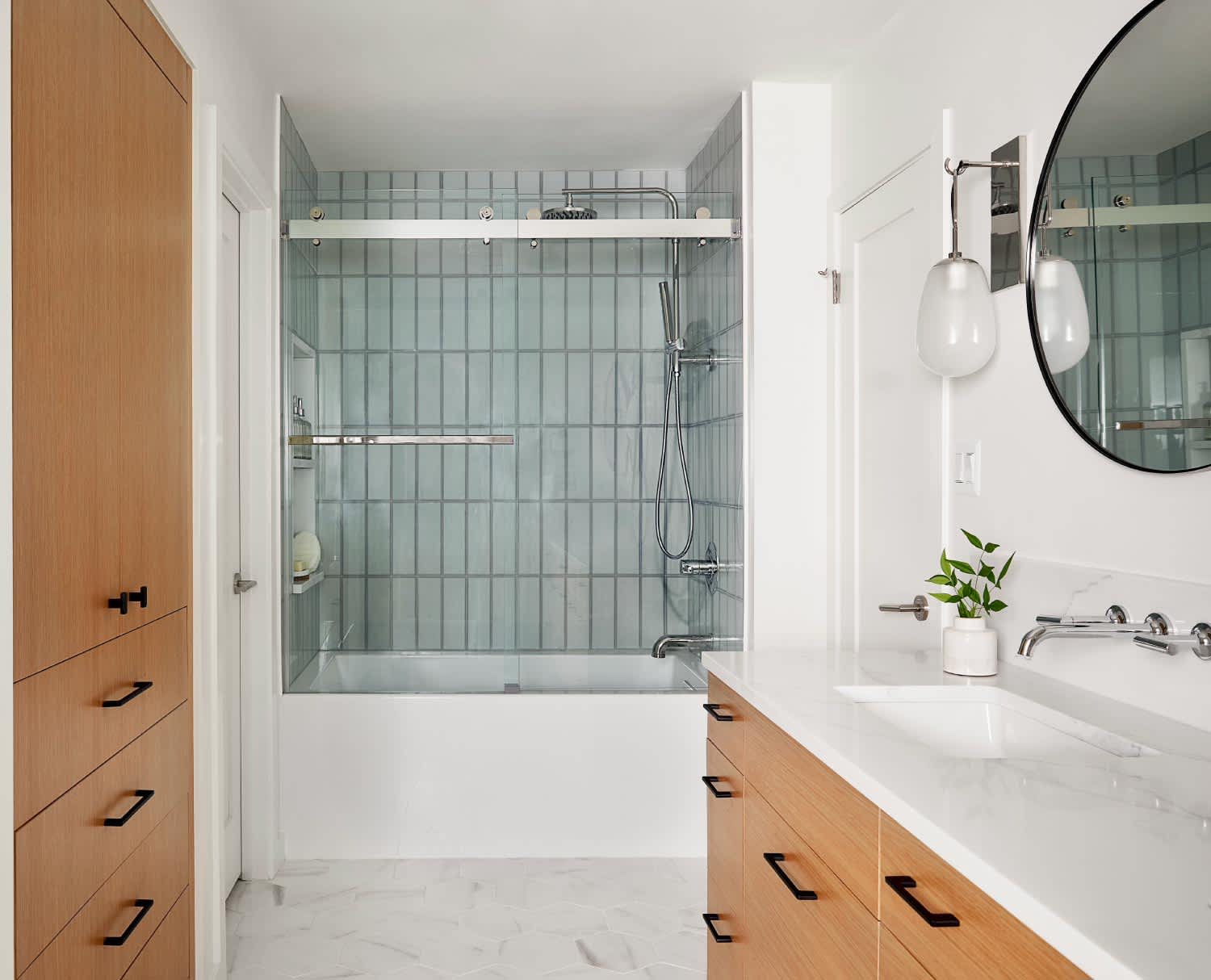 A sophisticated kids bathroom