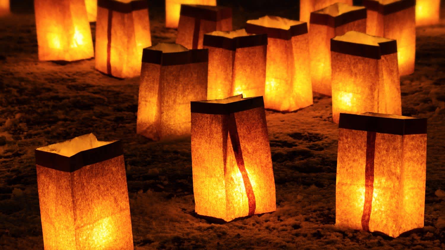 Paper outdoor light