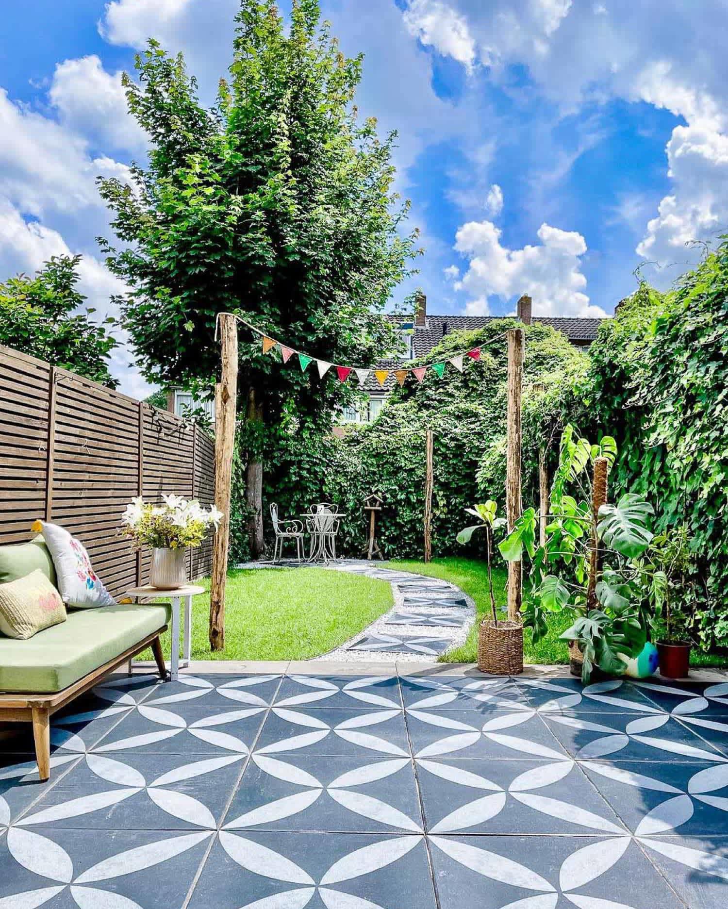 A gorgeous small patio
