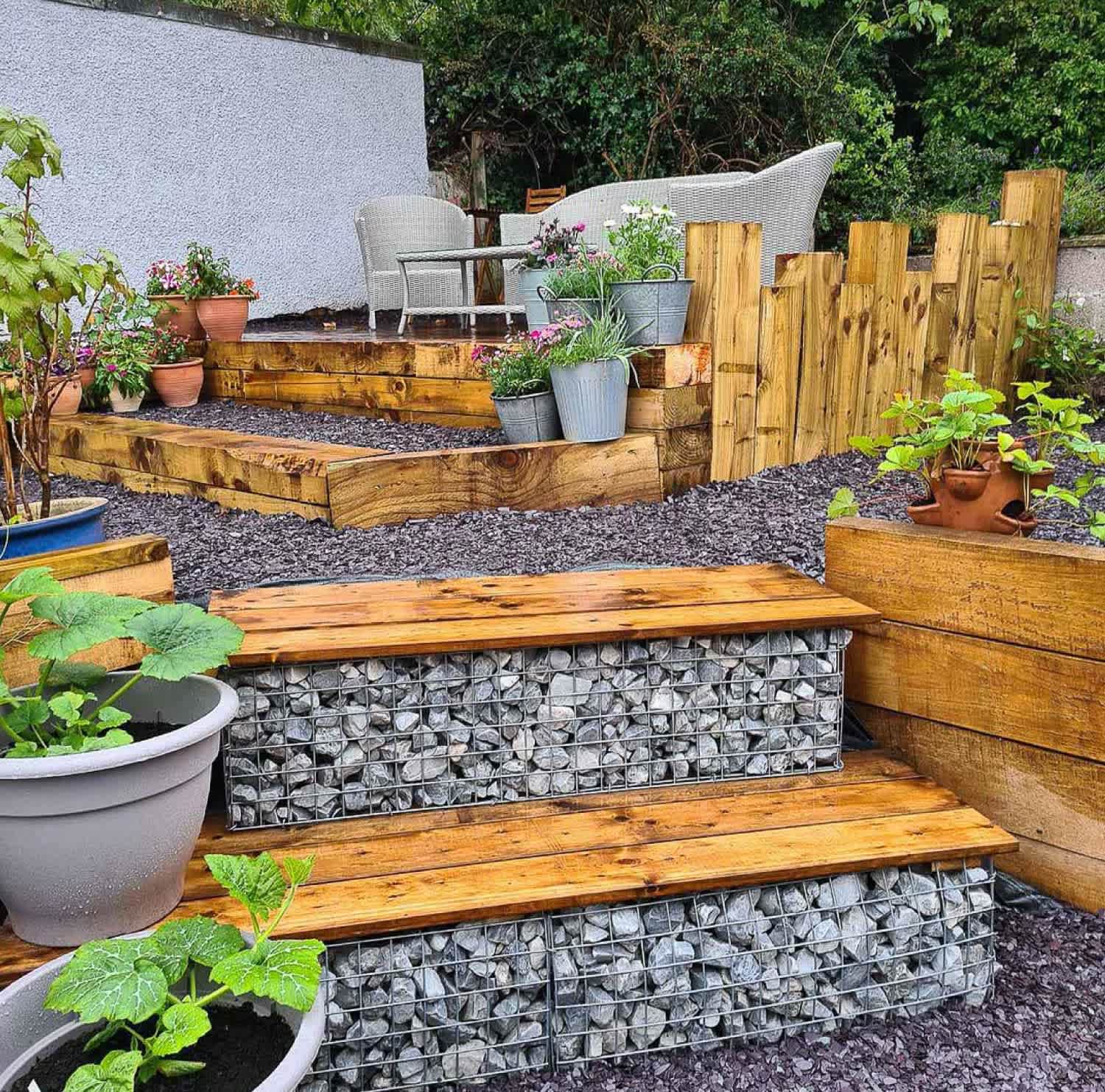 A small garden with a terrace