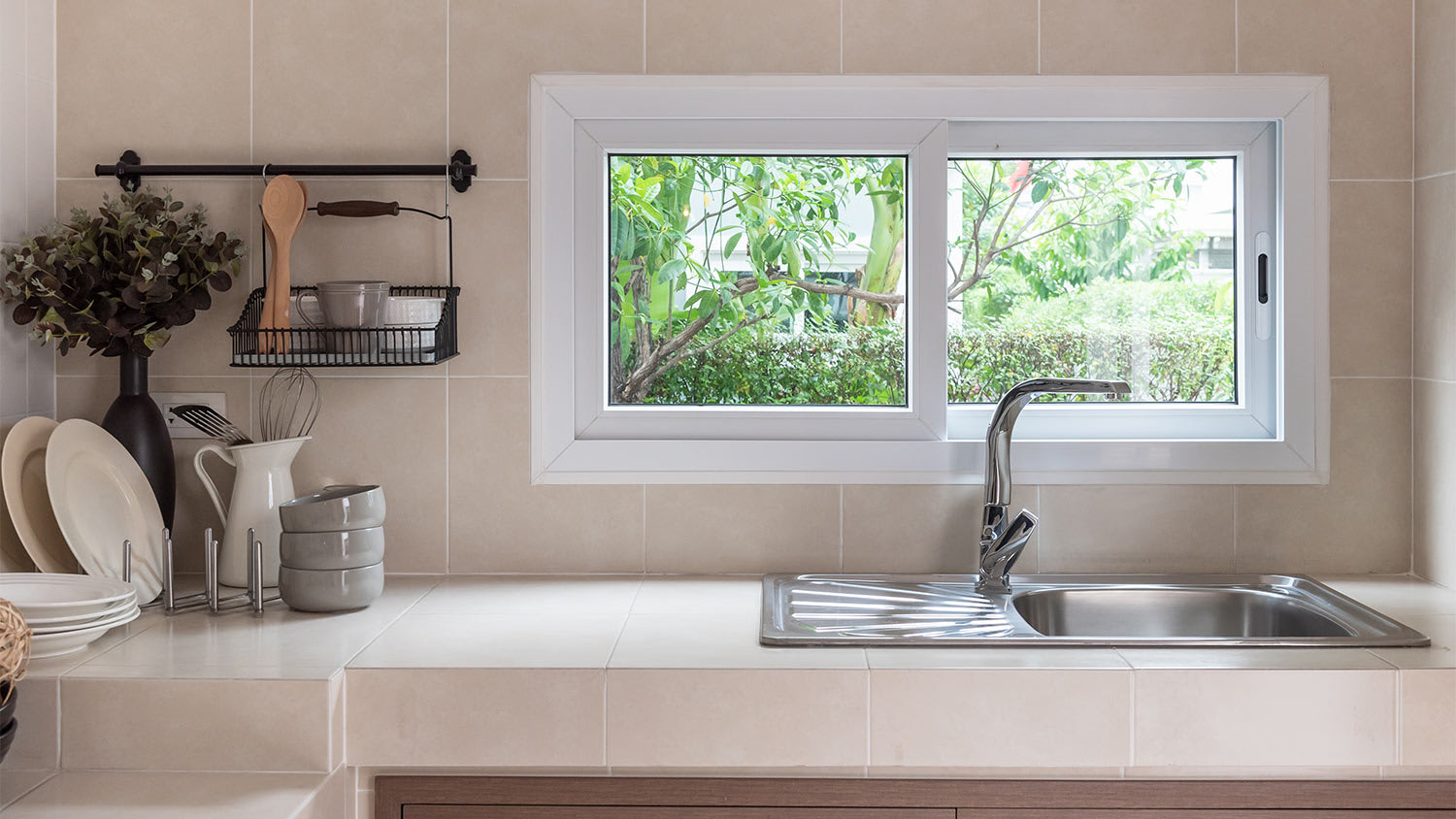 Clean kitchen sink sliding window