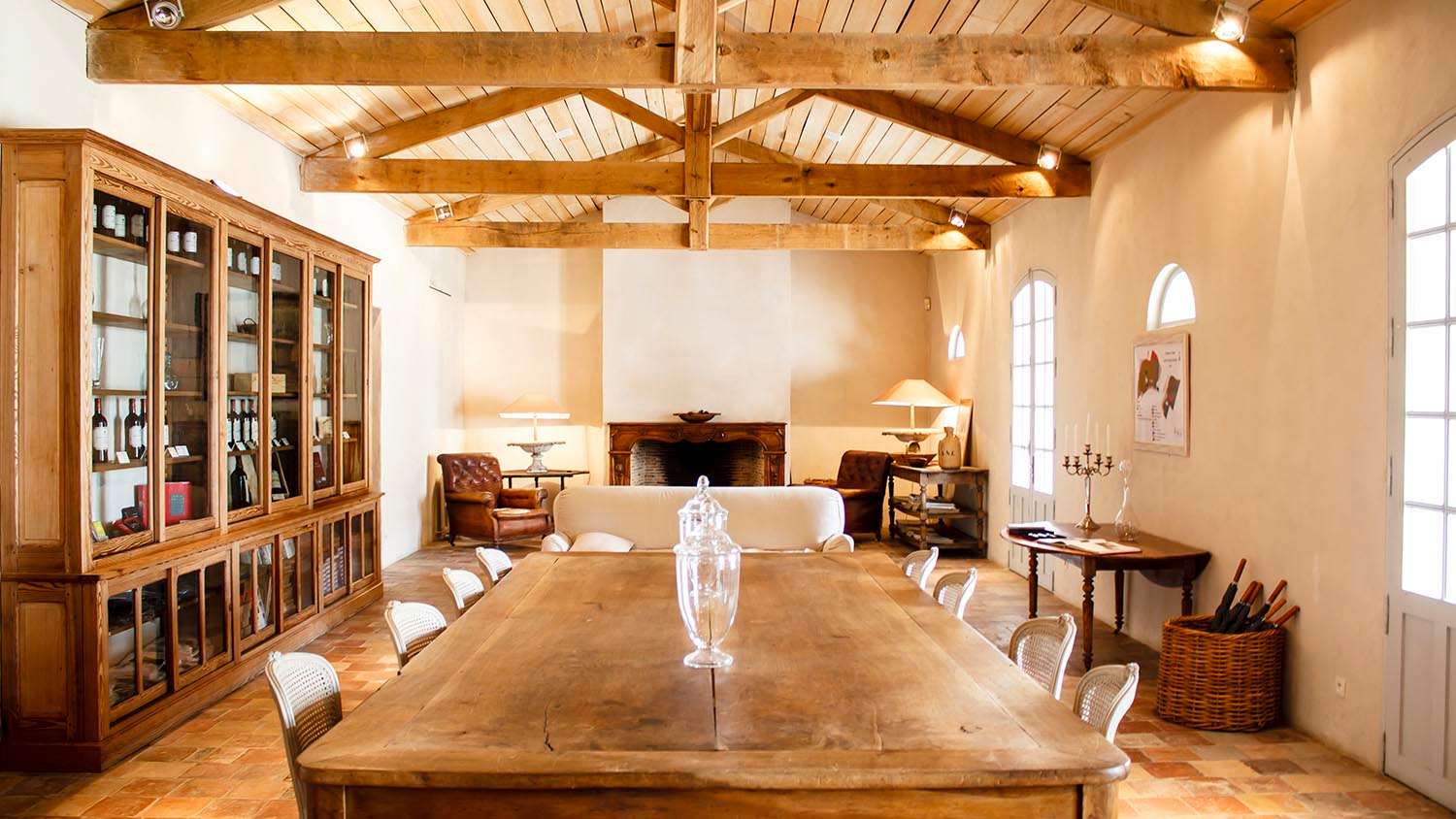 rustic accent dining room with big dining table