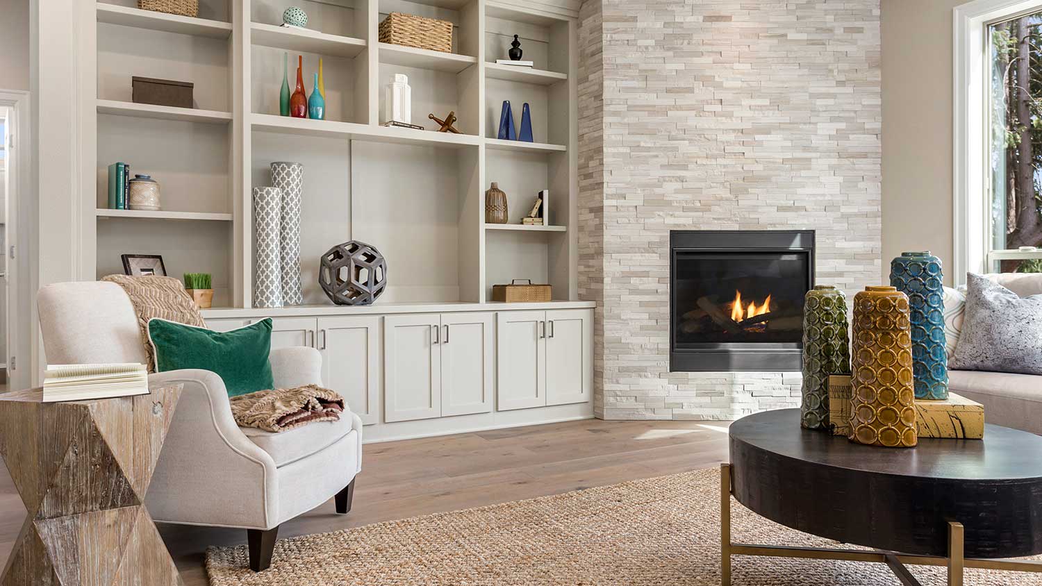 Living room with built in bookshelves