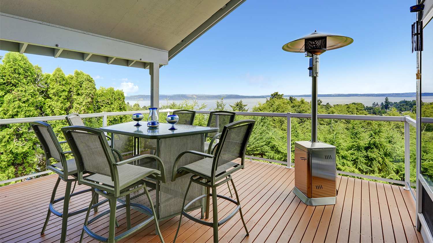 patio area with shade and heat lamp