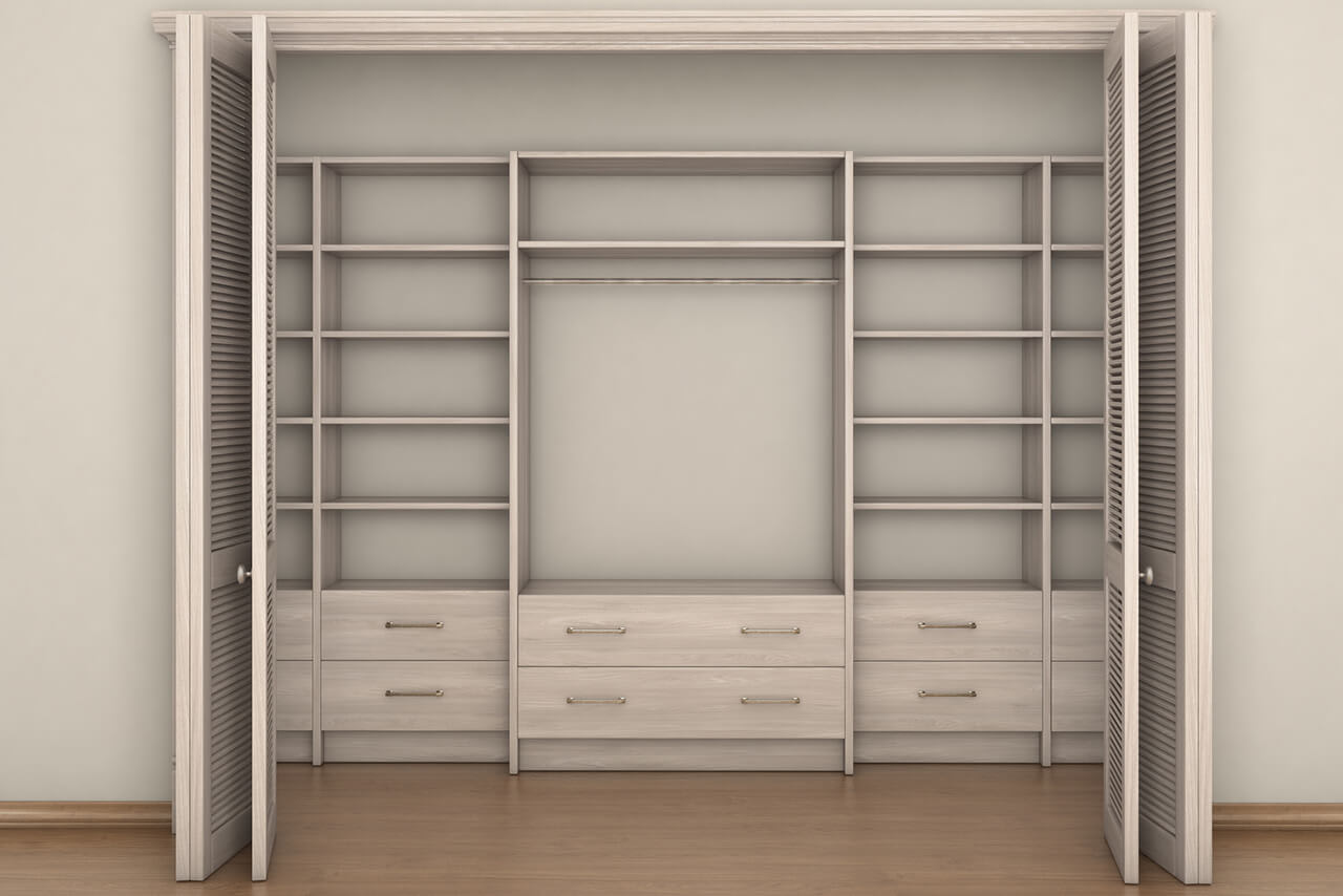 walk in closet with shelves