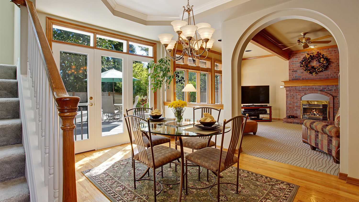 Luxury dining room