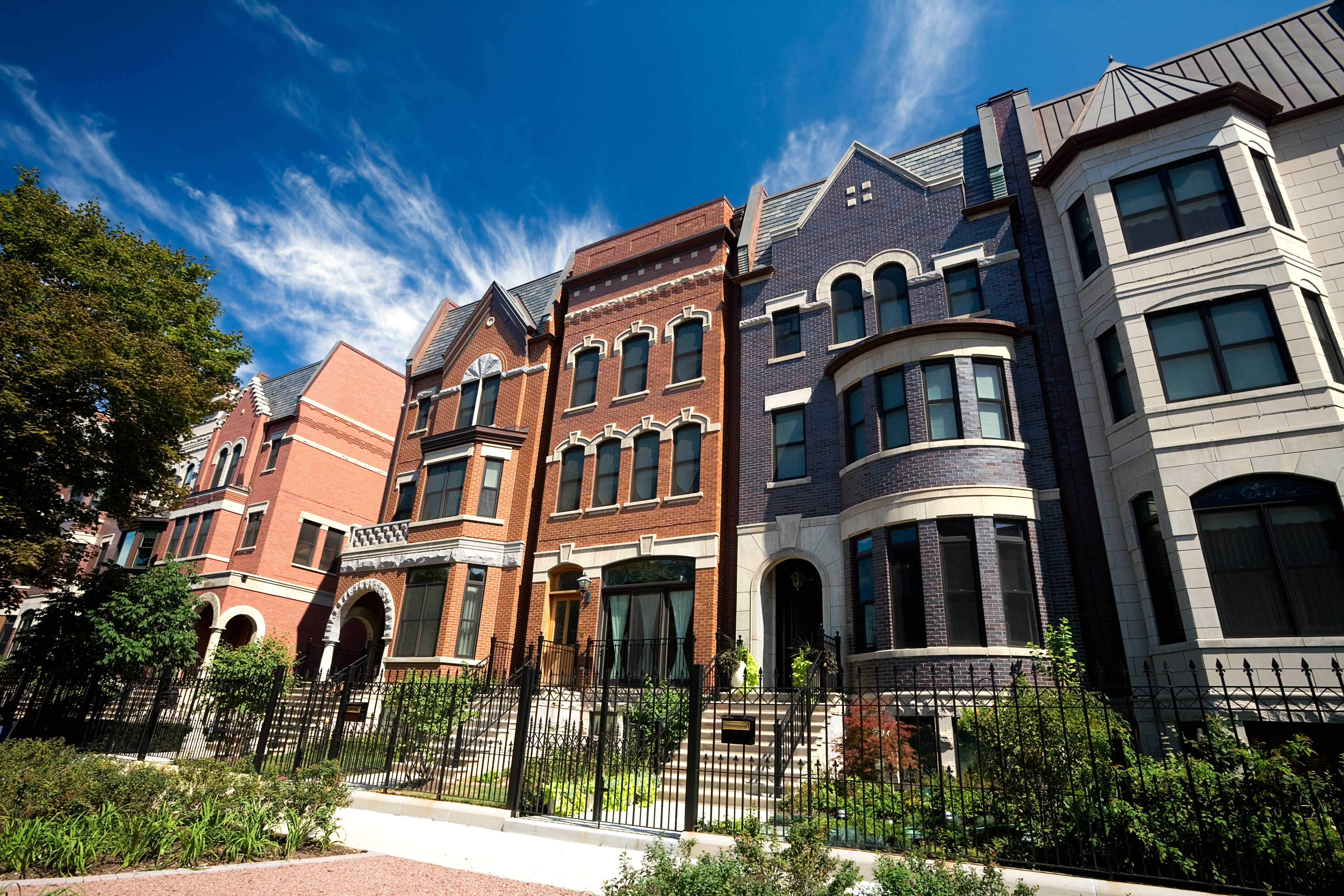 Row of townhouses in Chicago