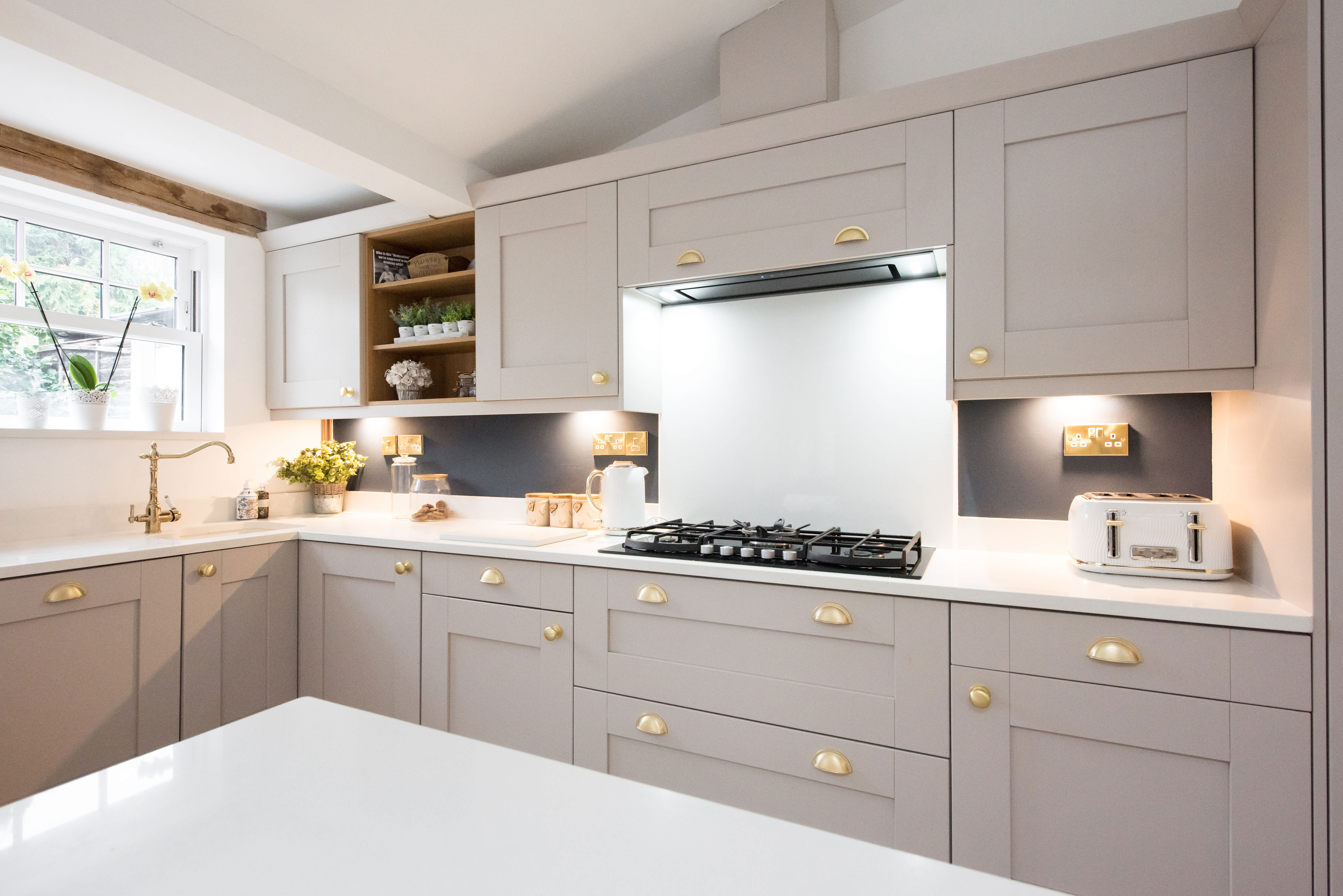 A general interior view of a new kitchen