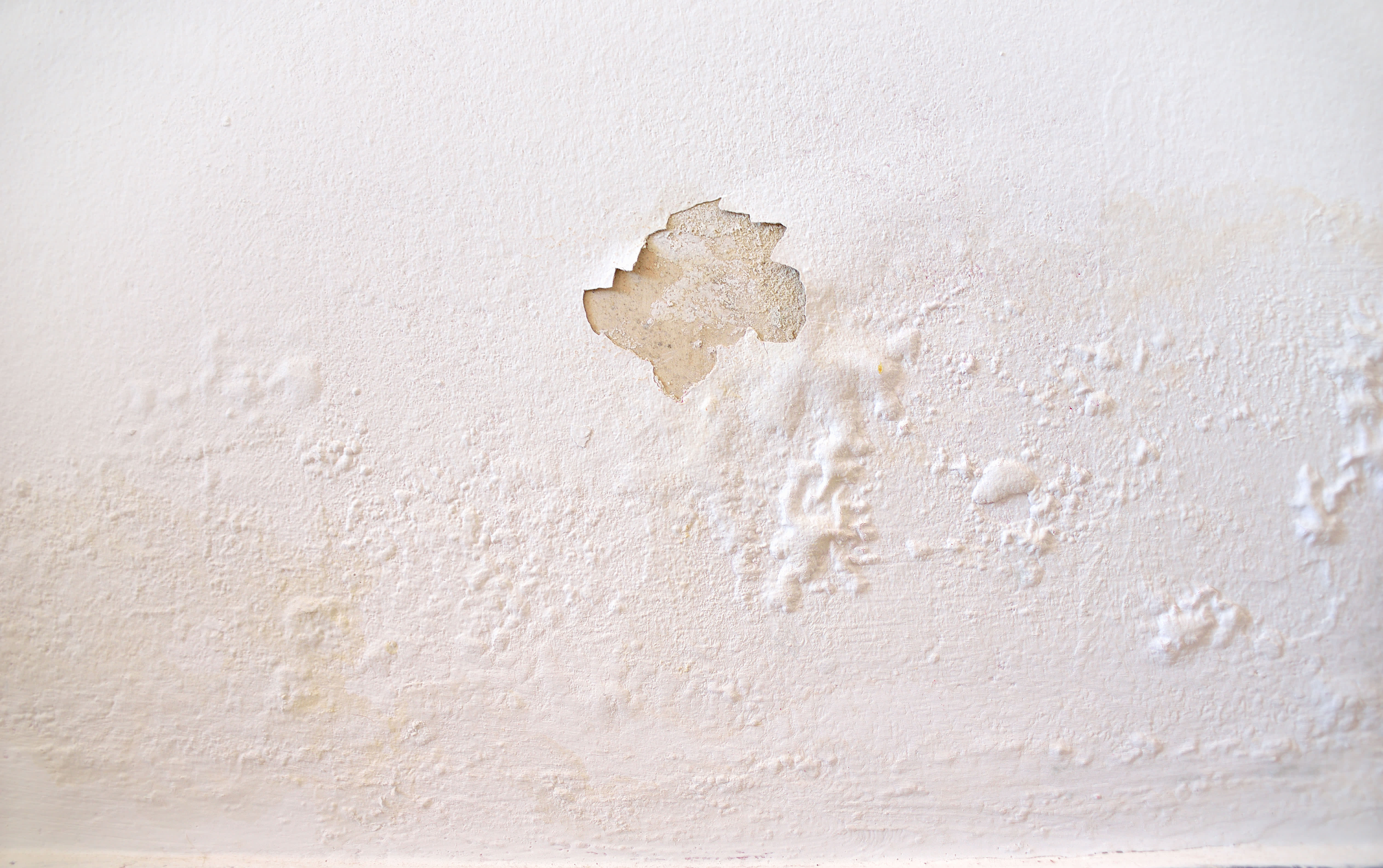 Close-up of a rippled, bumpy wall