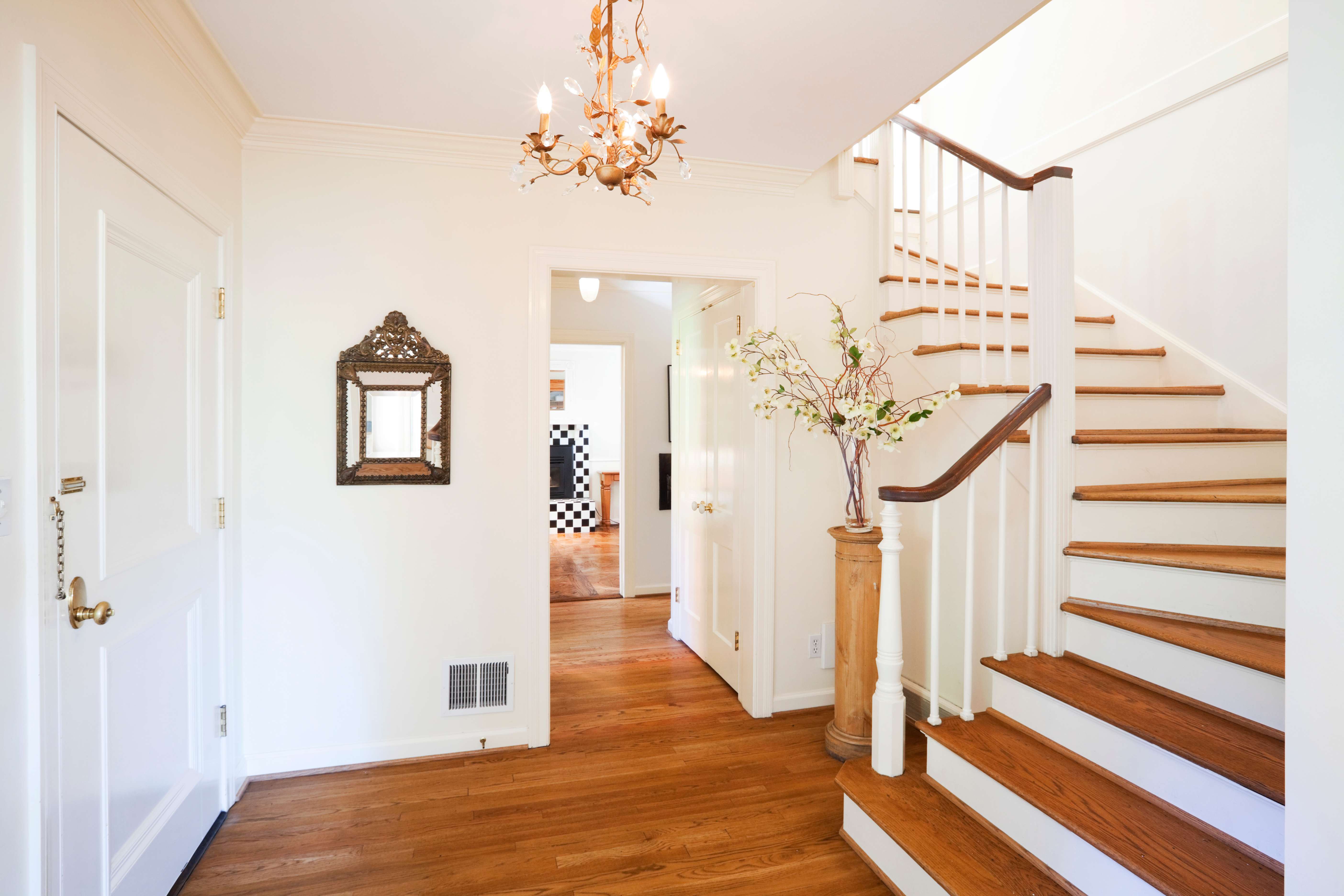 Front entrance to beautiful home