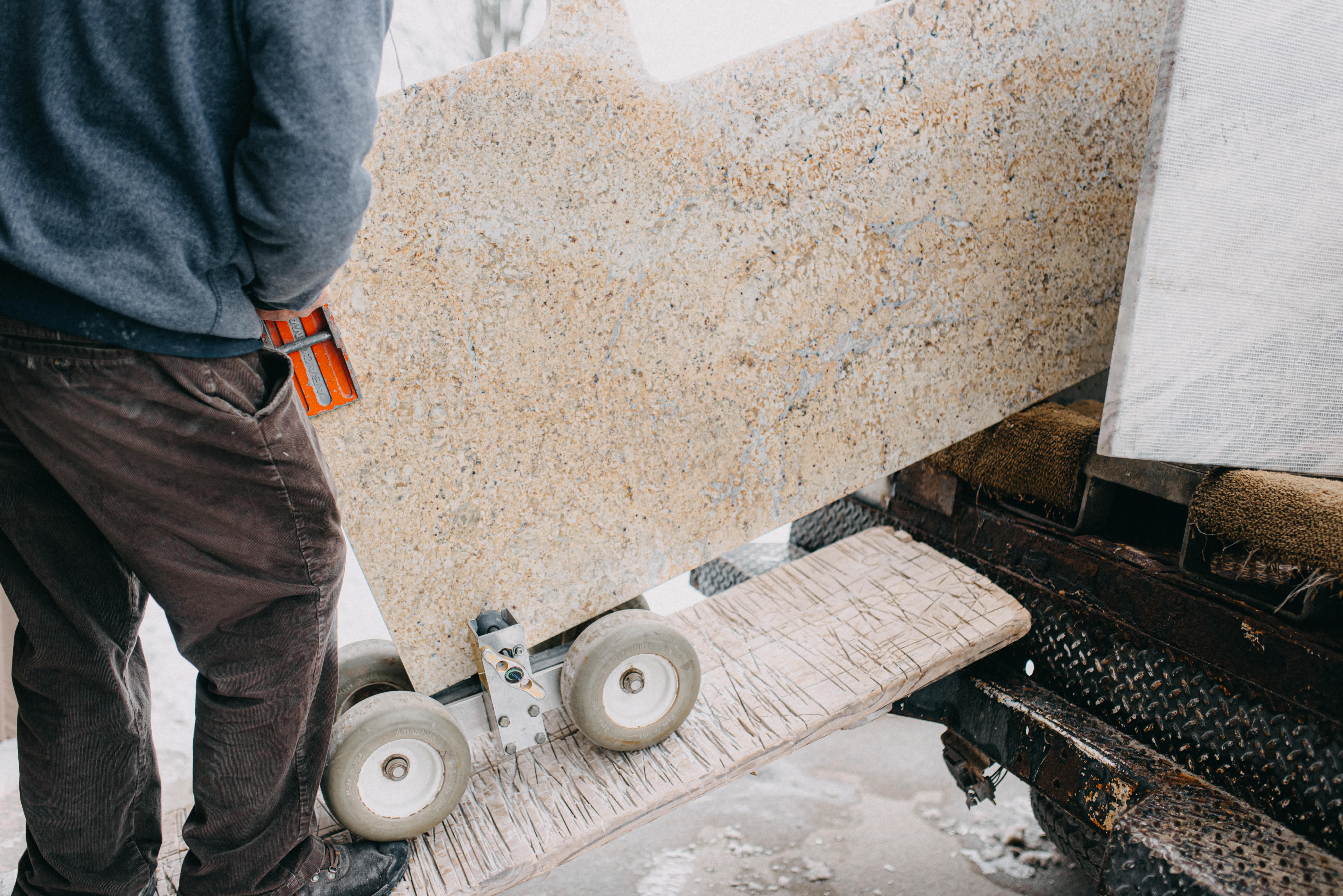 How to Hire a Granite Countertop Installation Pro | Angi