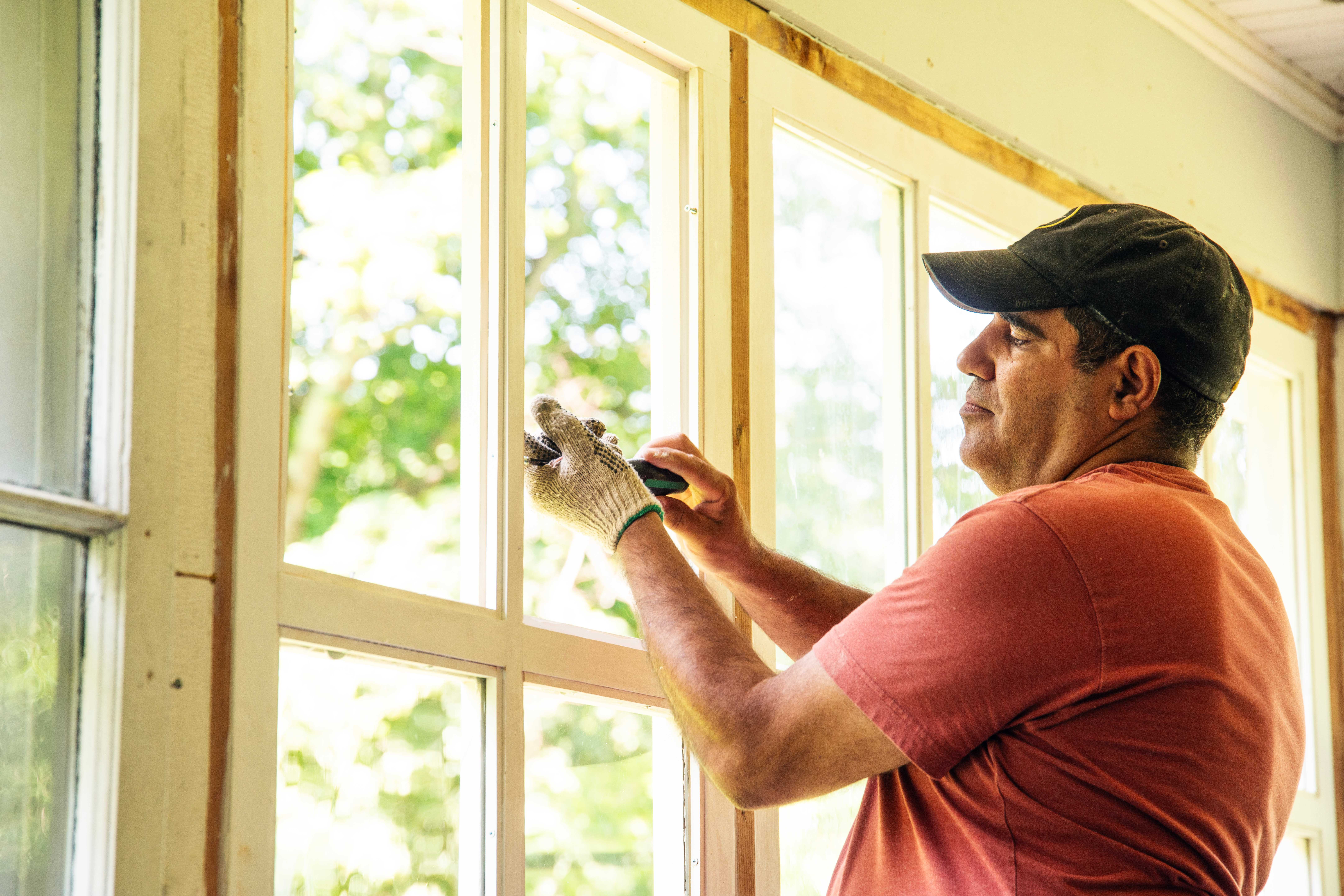 A professional building a sunroom