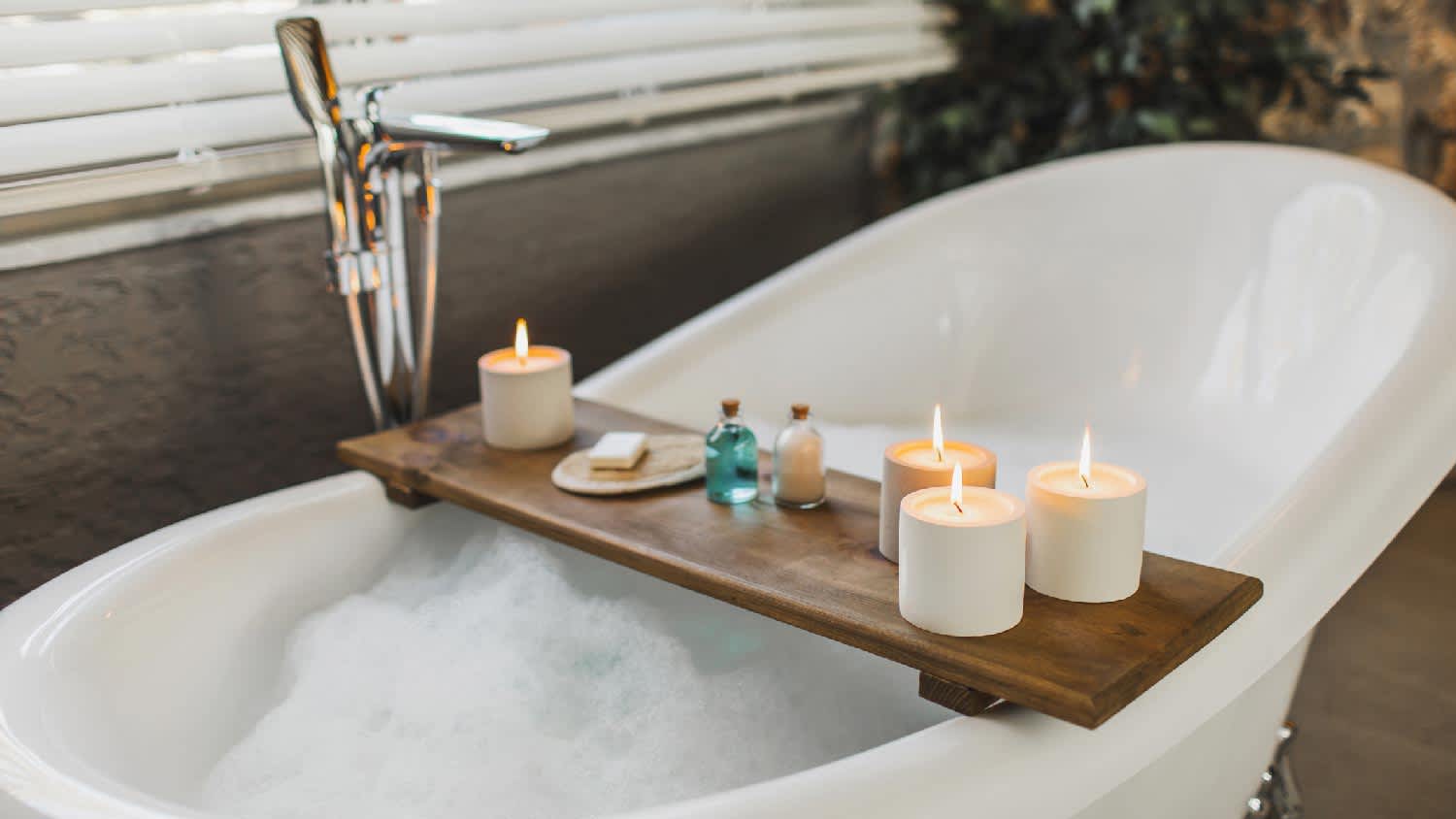 White freestanding bathtub with window