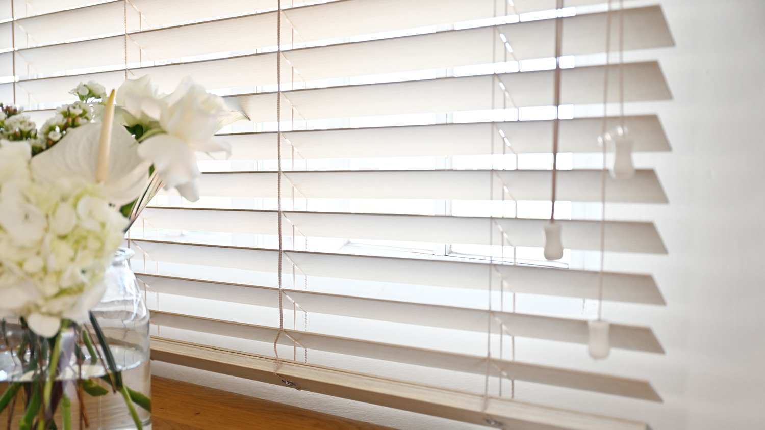 Window blinds in a modern home