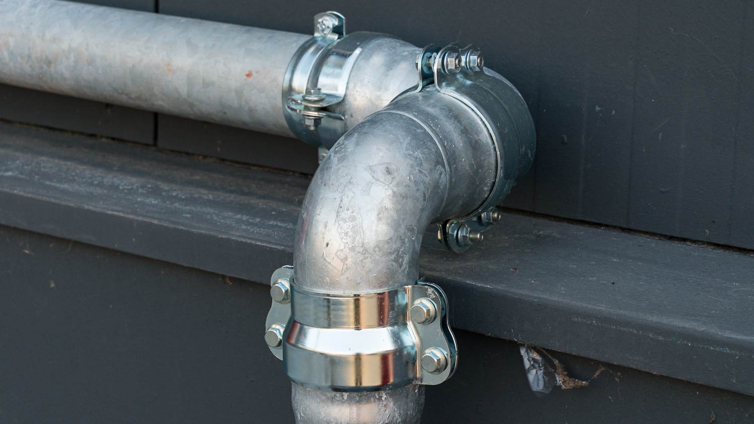 galvanized metal pipe
