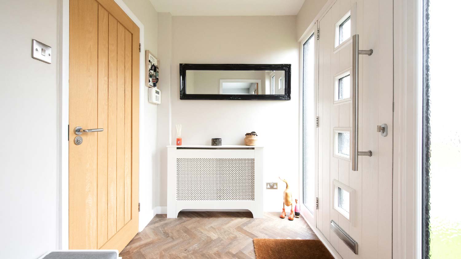 A house’s hallway with a closed door