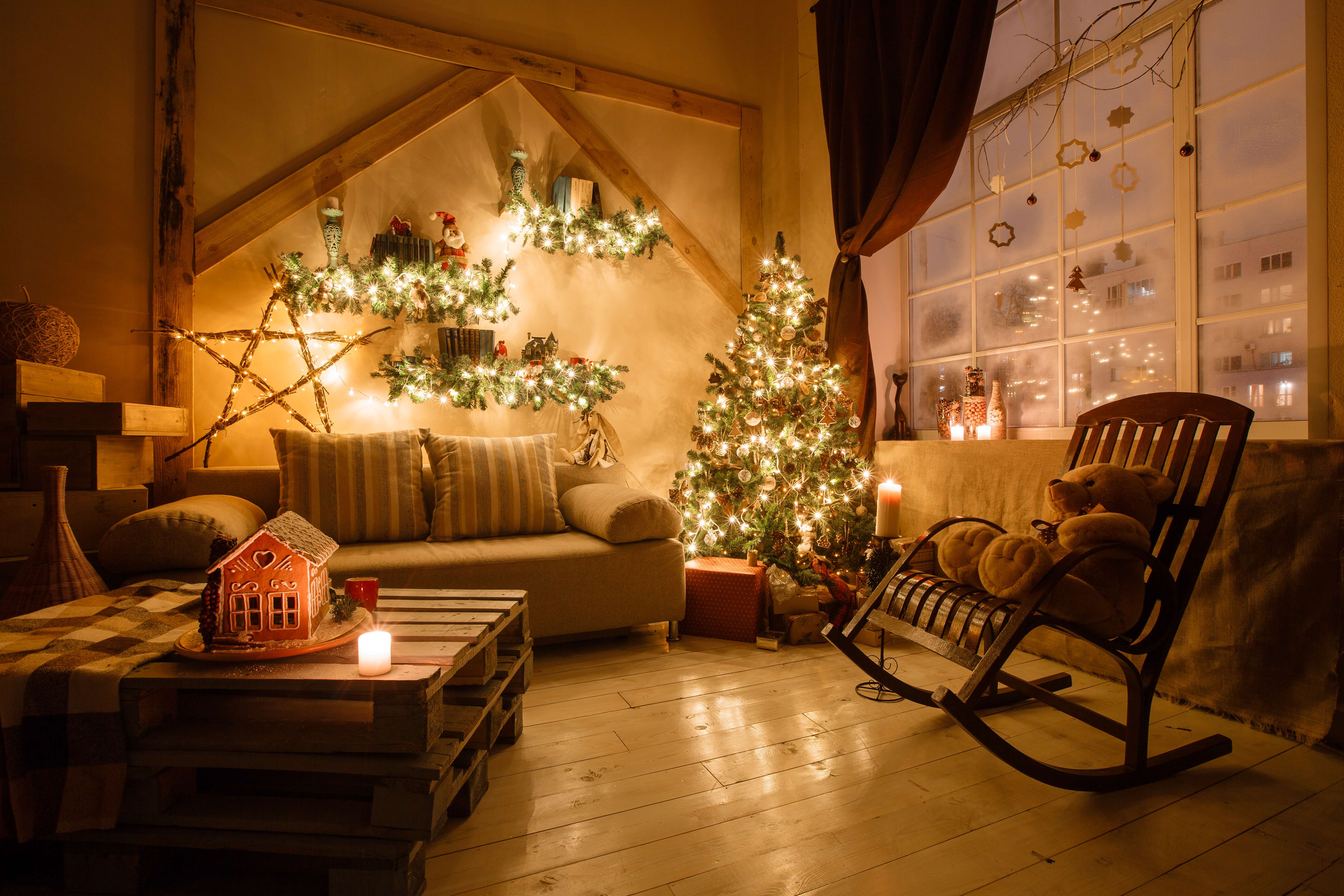 Holiday-decor-living-room-cozy