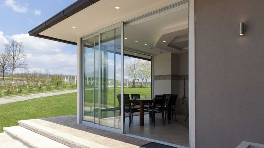 Large sliding door