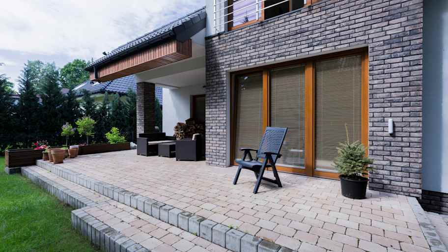 Small concrete terrace 