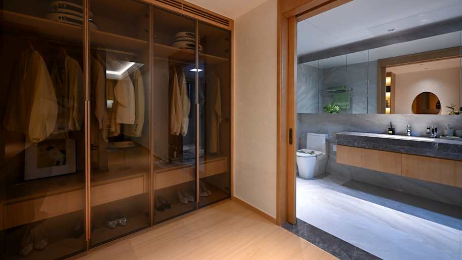 Dressing room at the bathroom door