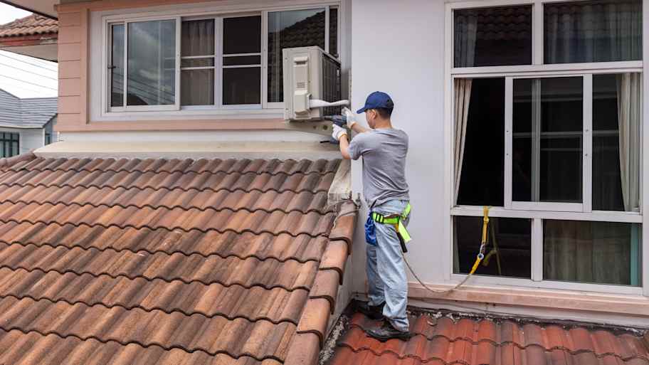 worker replacing ac