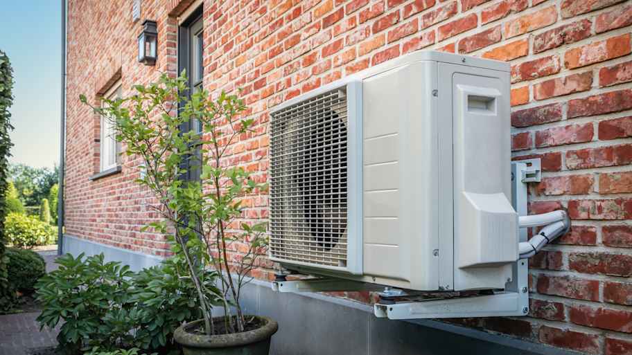 ac unit outside home