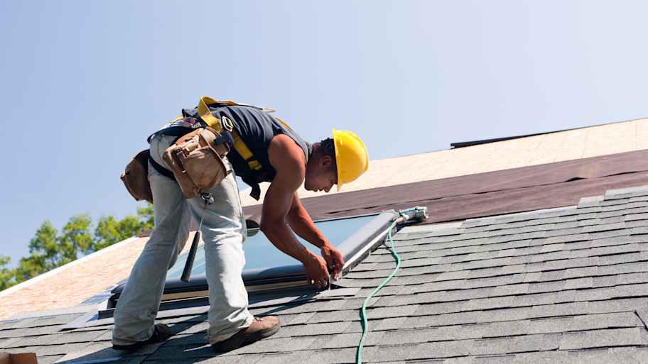 How Much Does Roof Replacement Cost in Los Angeles, CA?