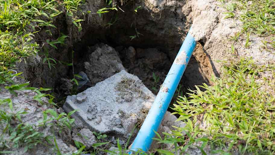 Water supply pipe 