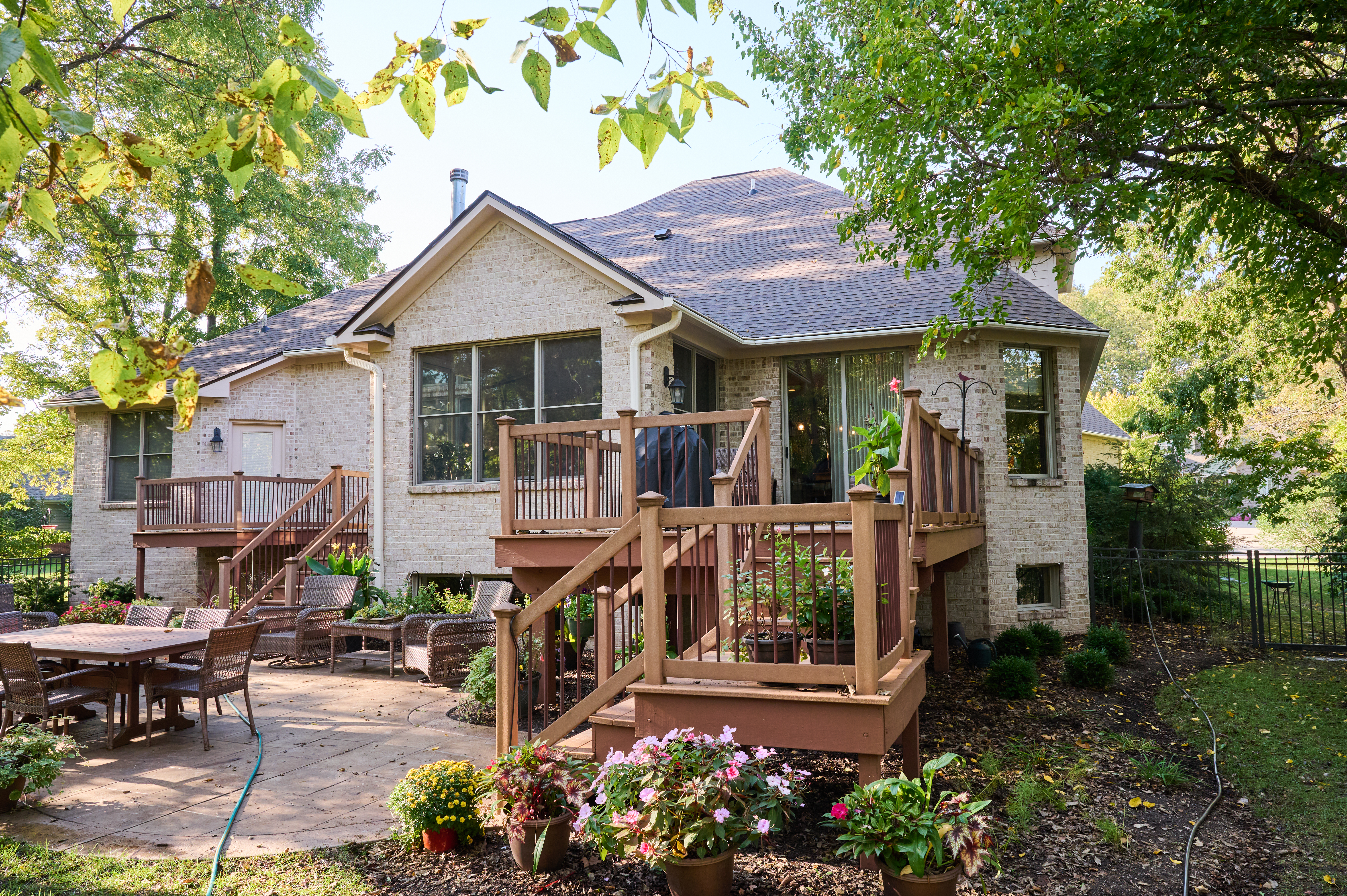 Backyard view of a house.