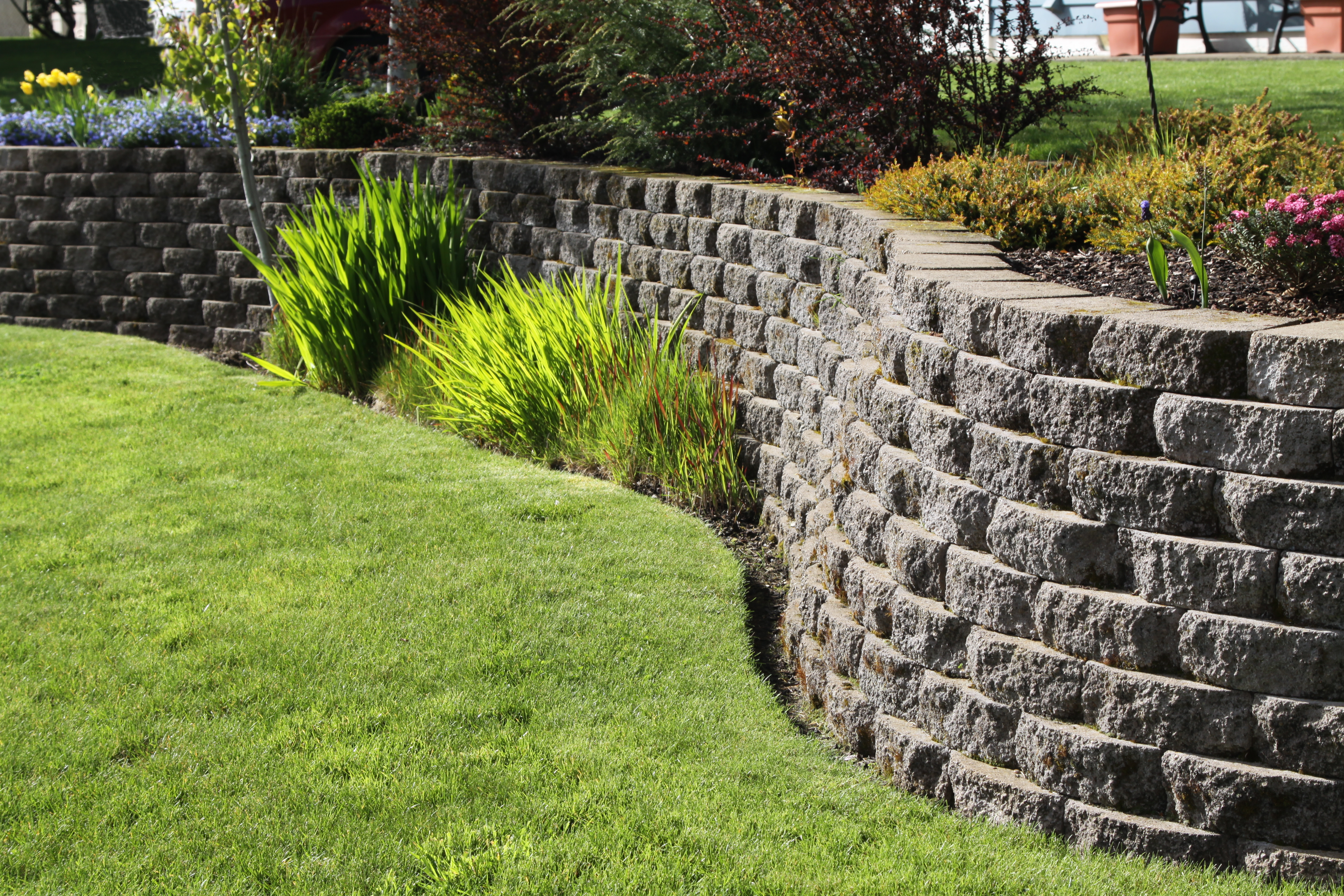Top-rated block wall pros.
