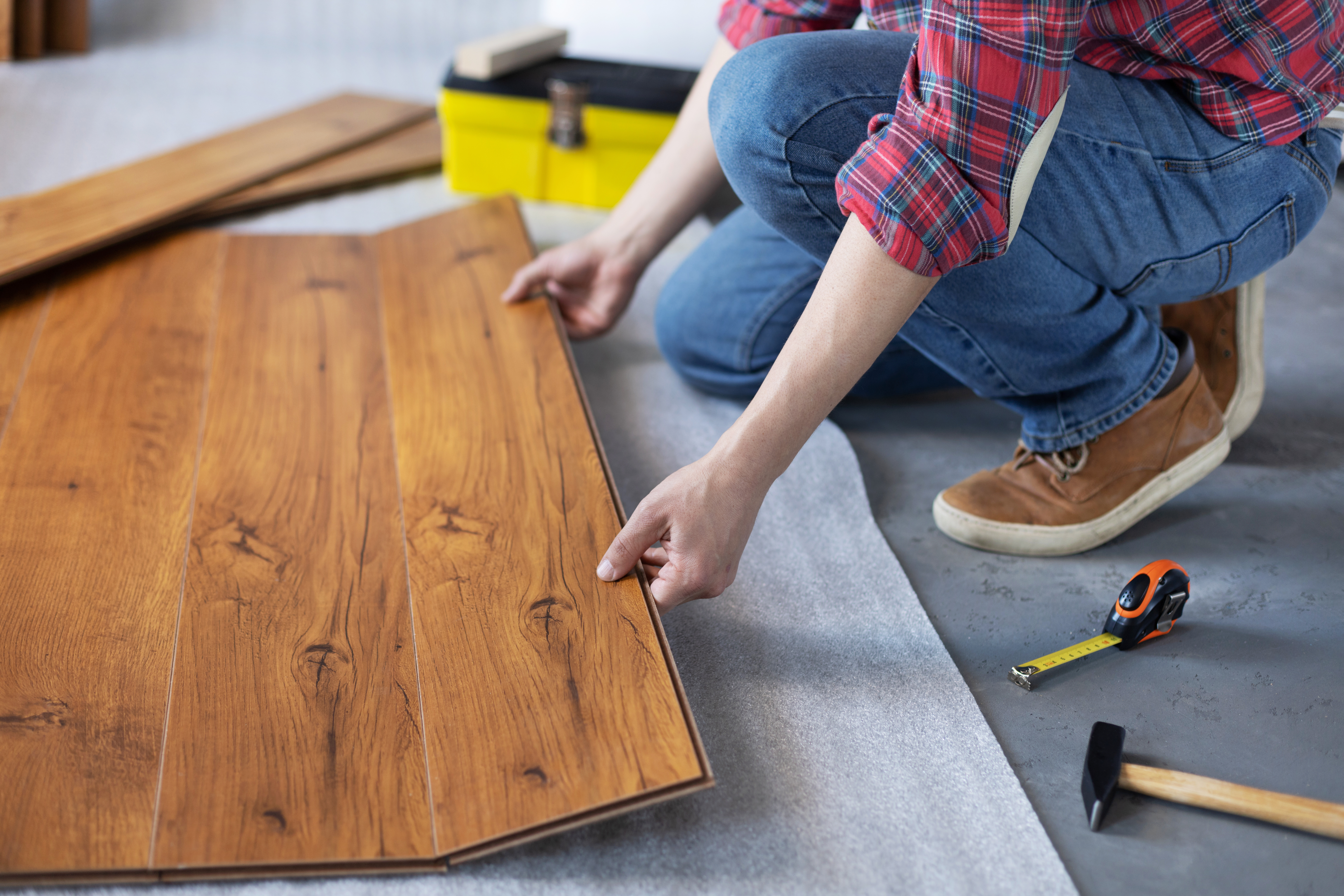 Top-rated laminate flooring installation pros.