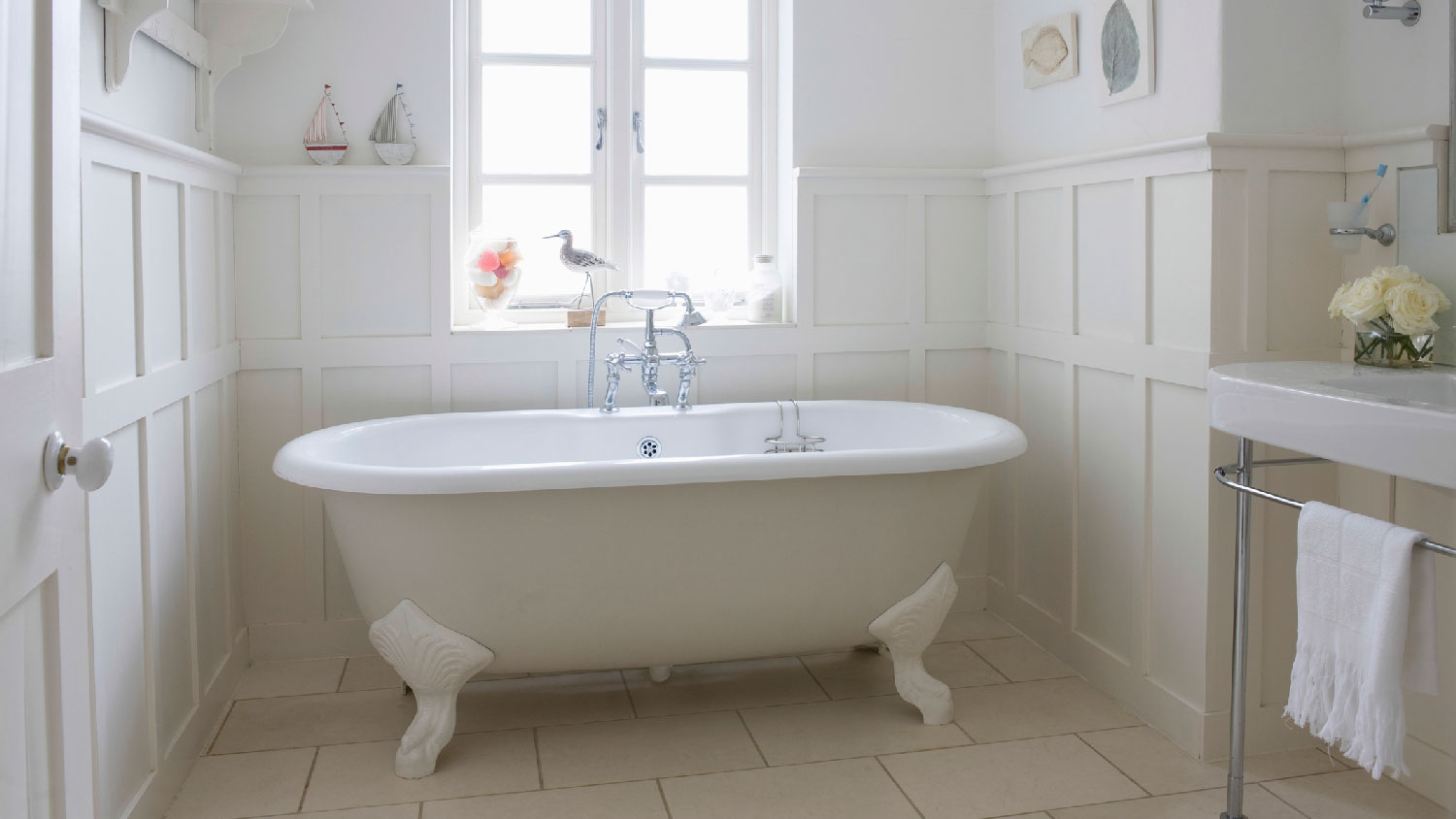 A vintage white bathtub