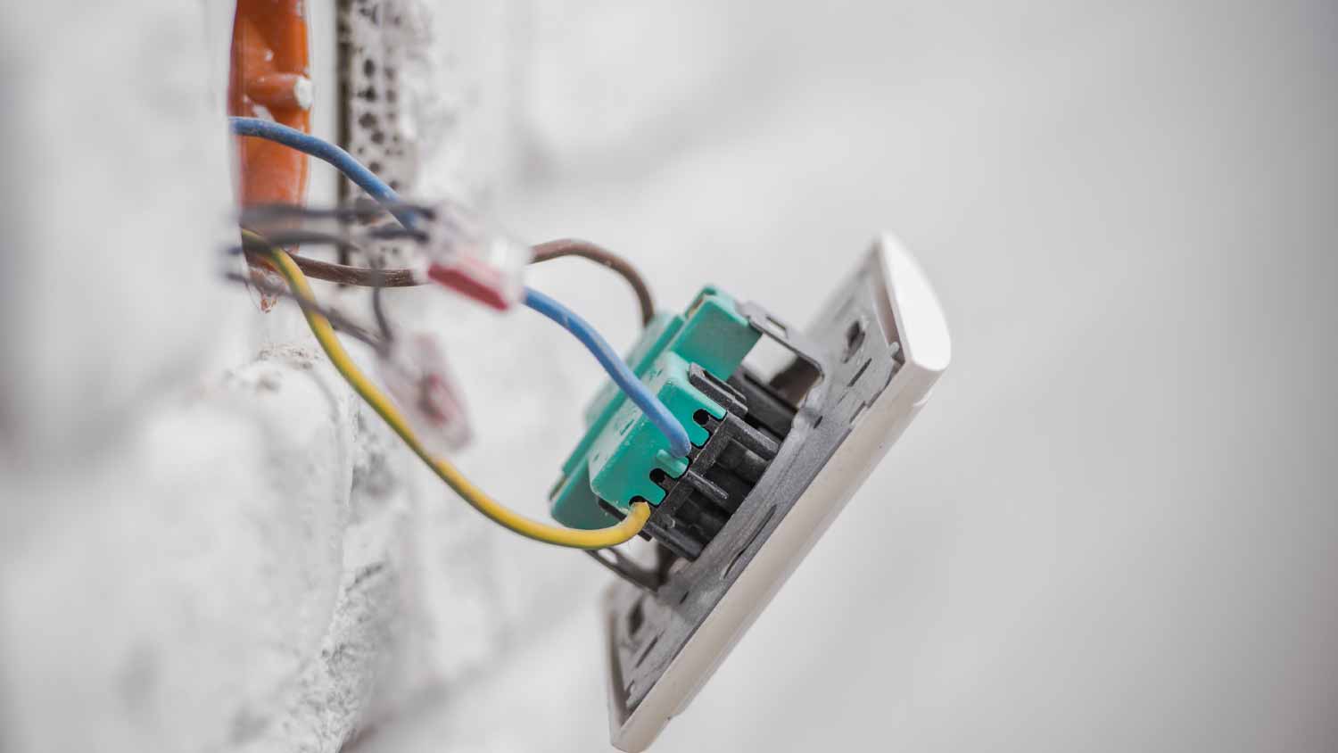 Electric outlet installation