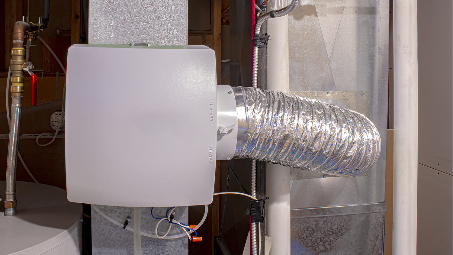 House humidifier on a return duct